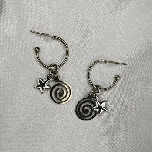 Jewelry × Sterling Silver Spiral Star Earring Size ONE SIZE - 2 Thumbnail