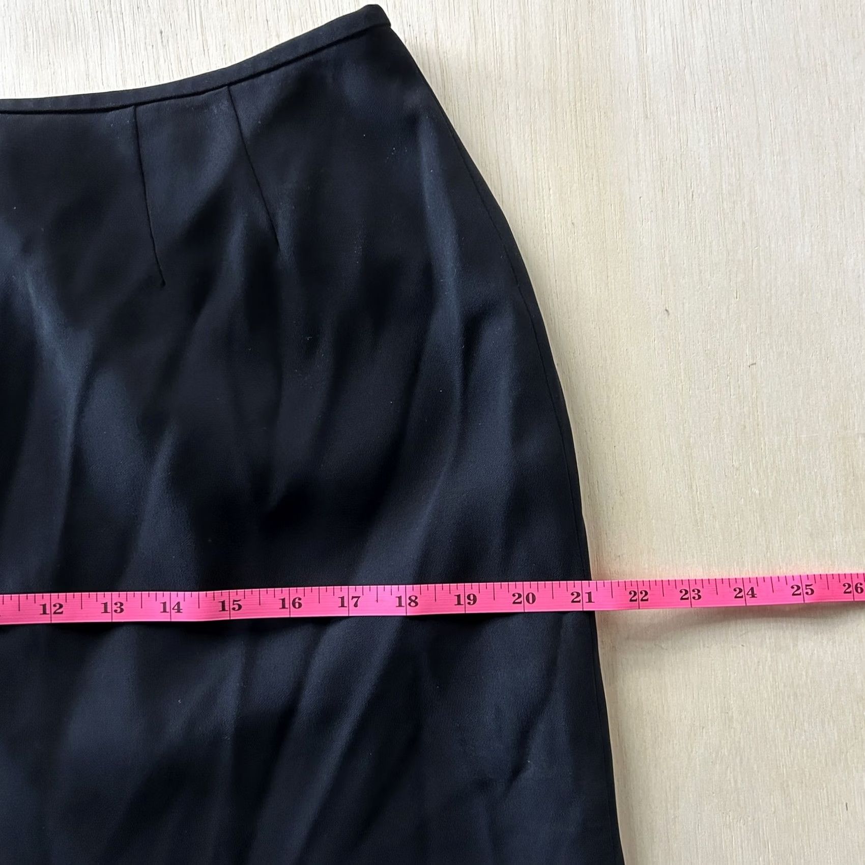 Kasper VINTAGE Kasper Skirt Womens 12 Black Pencil Midi Lined Back Vent Zip Workwear Office Size 34" / US 12 / IT 48 - 5 Thumbnail