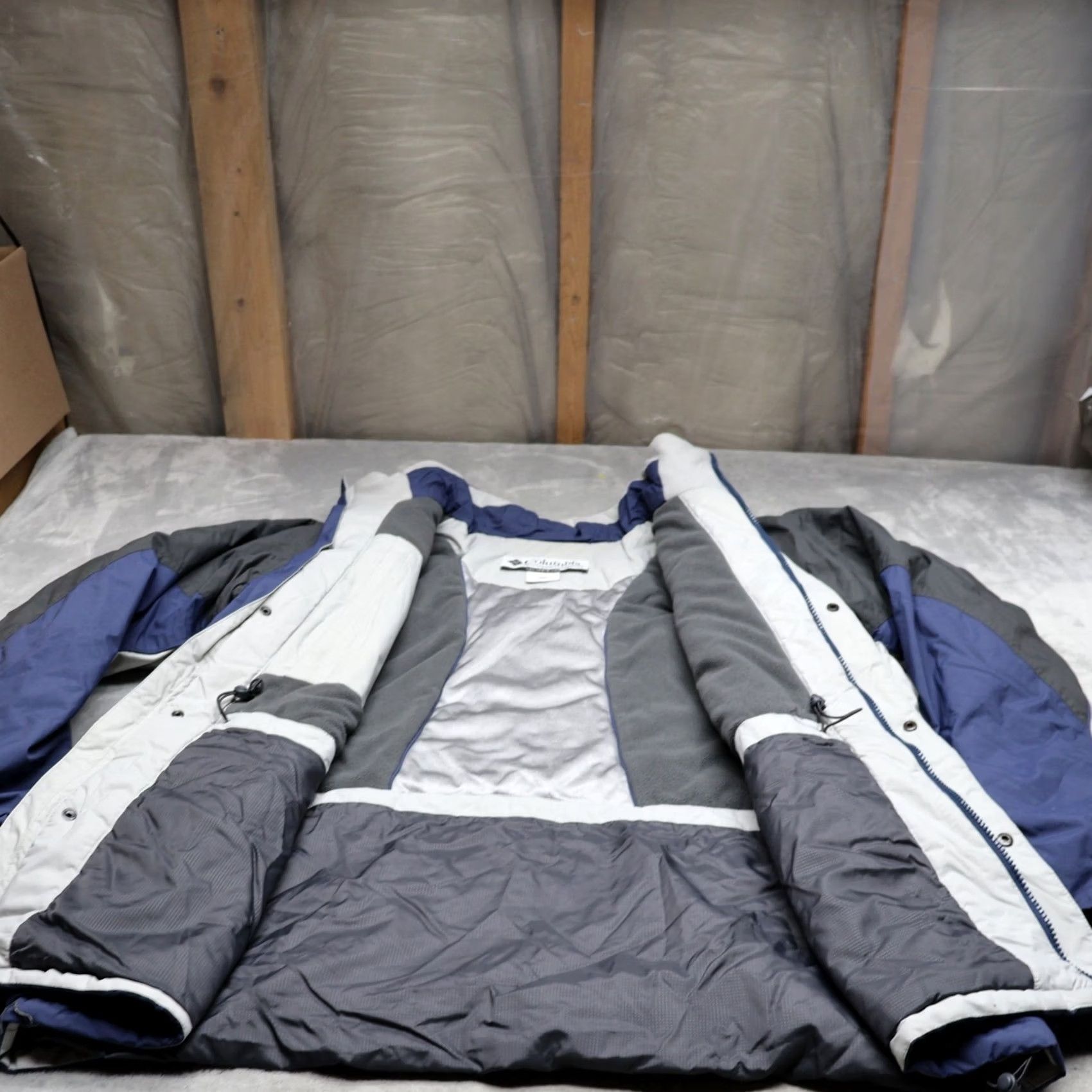 Vintage Columbia Jacket Mens XL Blue Full Zip Wind Rain Winter Fleece Lined Parka Outdoor Casual Travel Sportswear Regular Size Size US XL / EU 56 / 4 - 2 Thumbnail