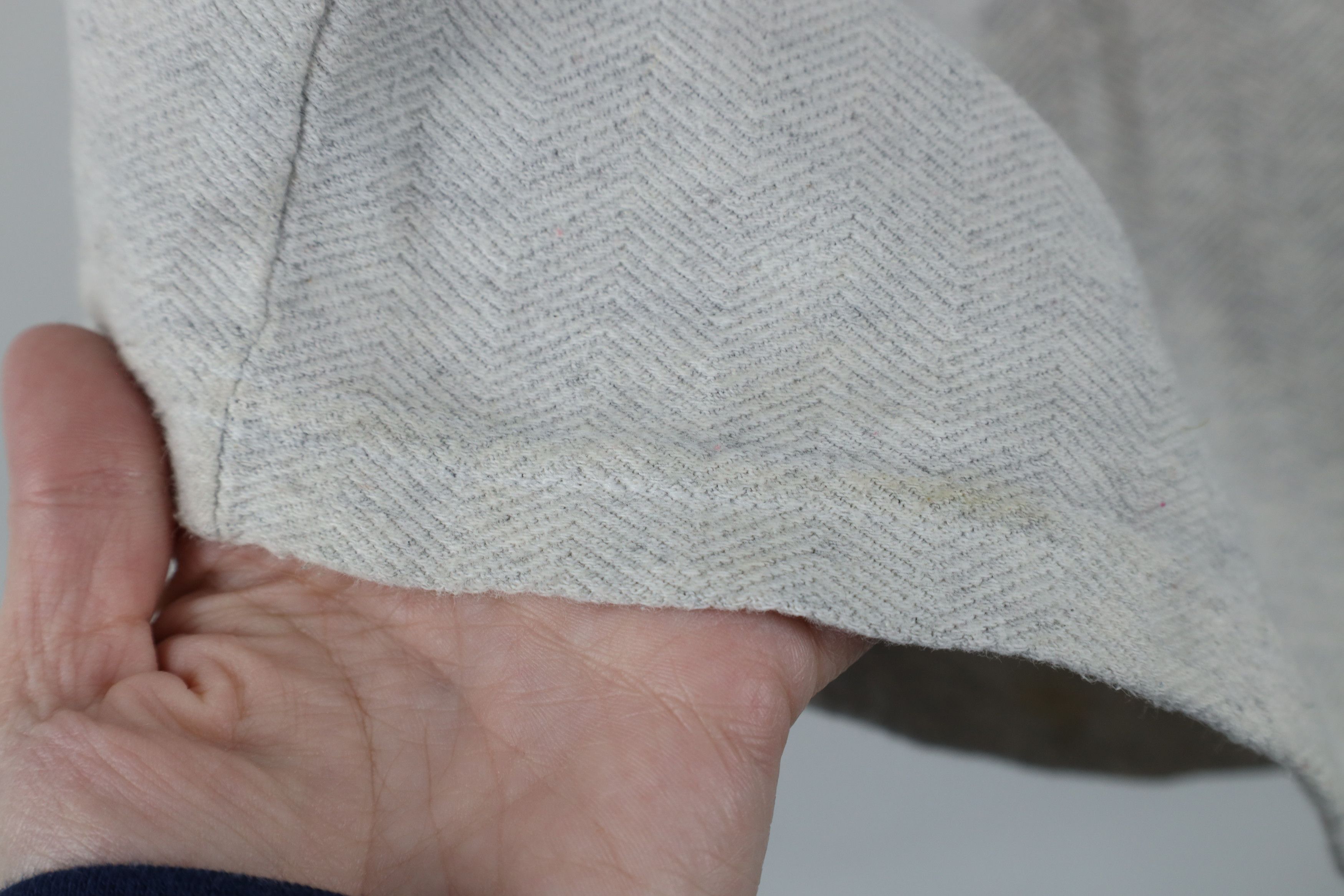 Vintage Vintage 90s Streetwear Heavyweight Herringbone T-Shirt USA Size US L / EU 52-54 / 3 - 5 Thumbnail
