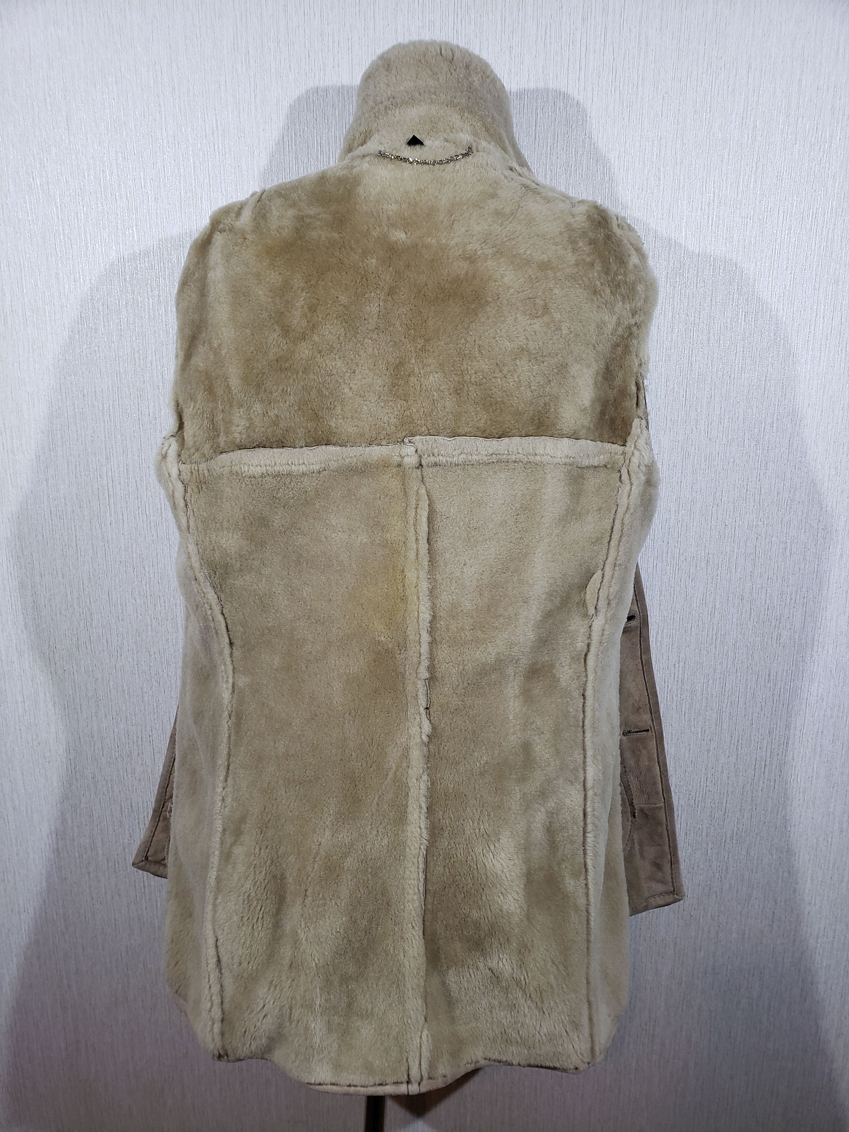 Other Legendary men's sheepskin coat. Size US L / EU 52-54 / 3 - 7 Thumbnail