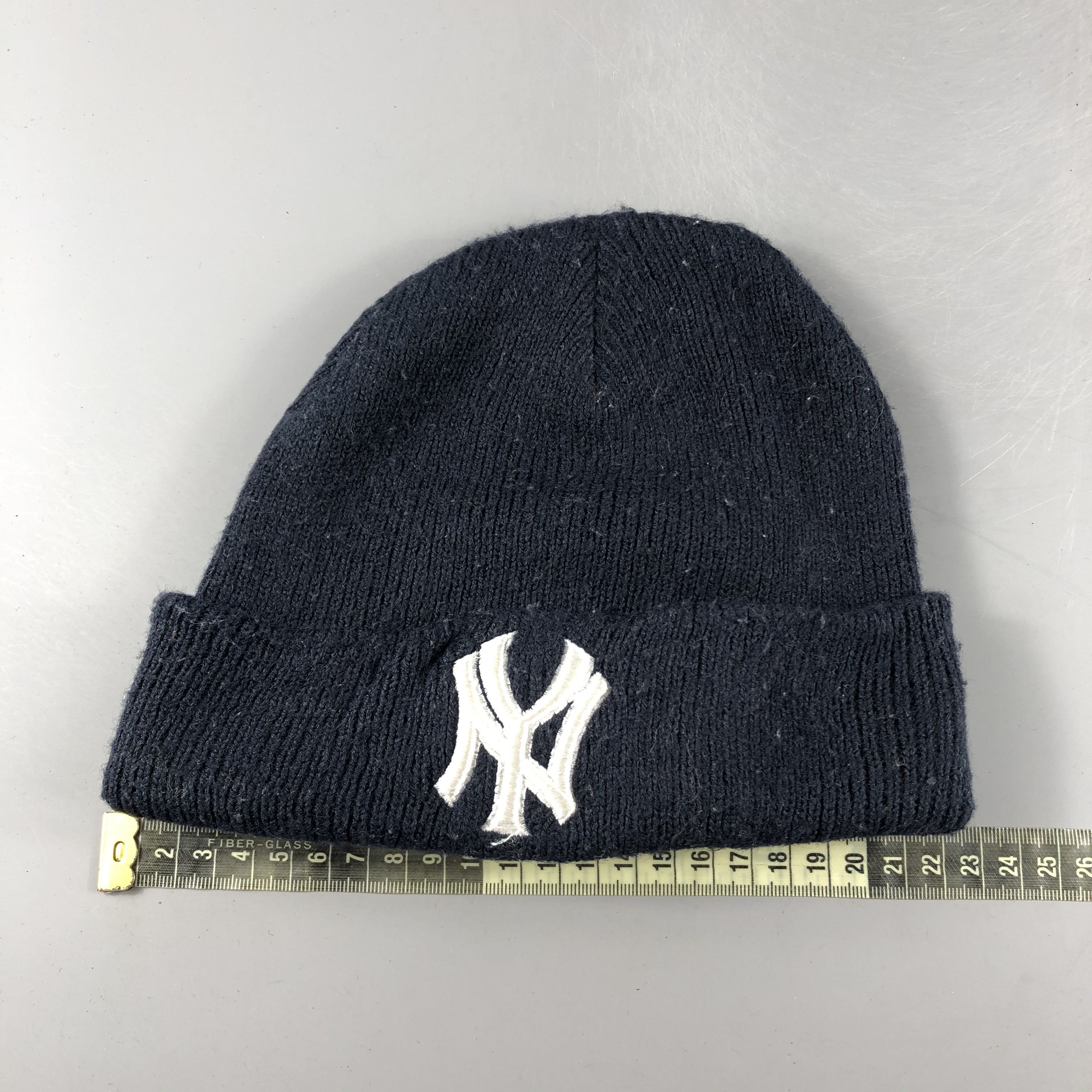 MLB × Vintage New York Yankees Beanie Snow Hat Snow Cap -D231 Size ONE SIZE - 3 Thumbnail
