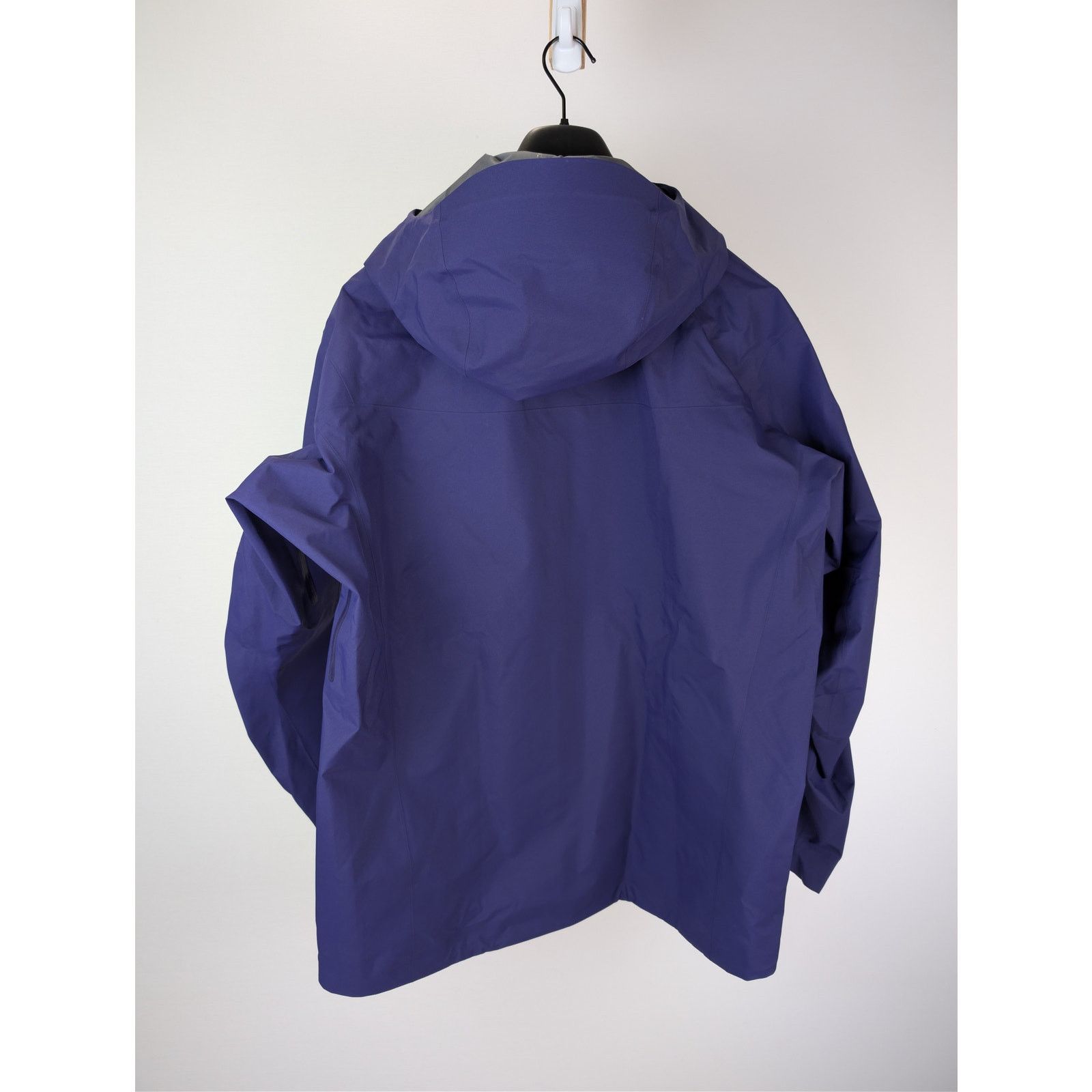 Arc'teryx o1rshd1 Alpha SV Jacket in Soulsonic / Black Size US XL / EU 56 / 4 - 11 Thumbnail