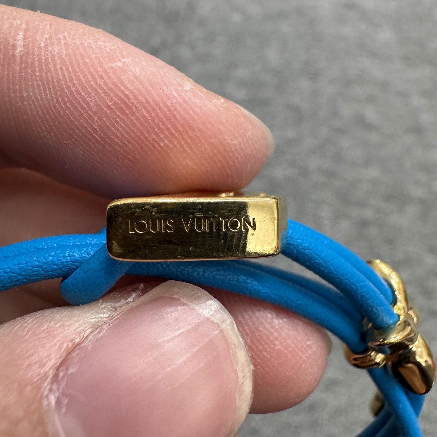 Louis Vuitton Louis Vuitton LV Bloom Blue Bracelet Size ONE SIZE - 4 Thumbnail