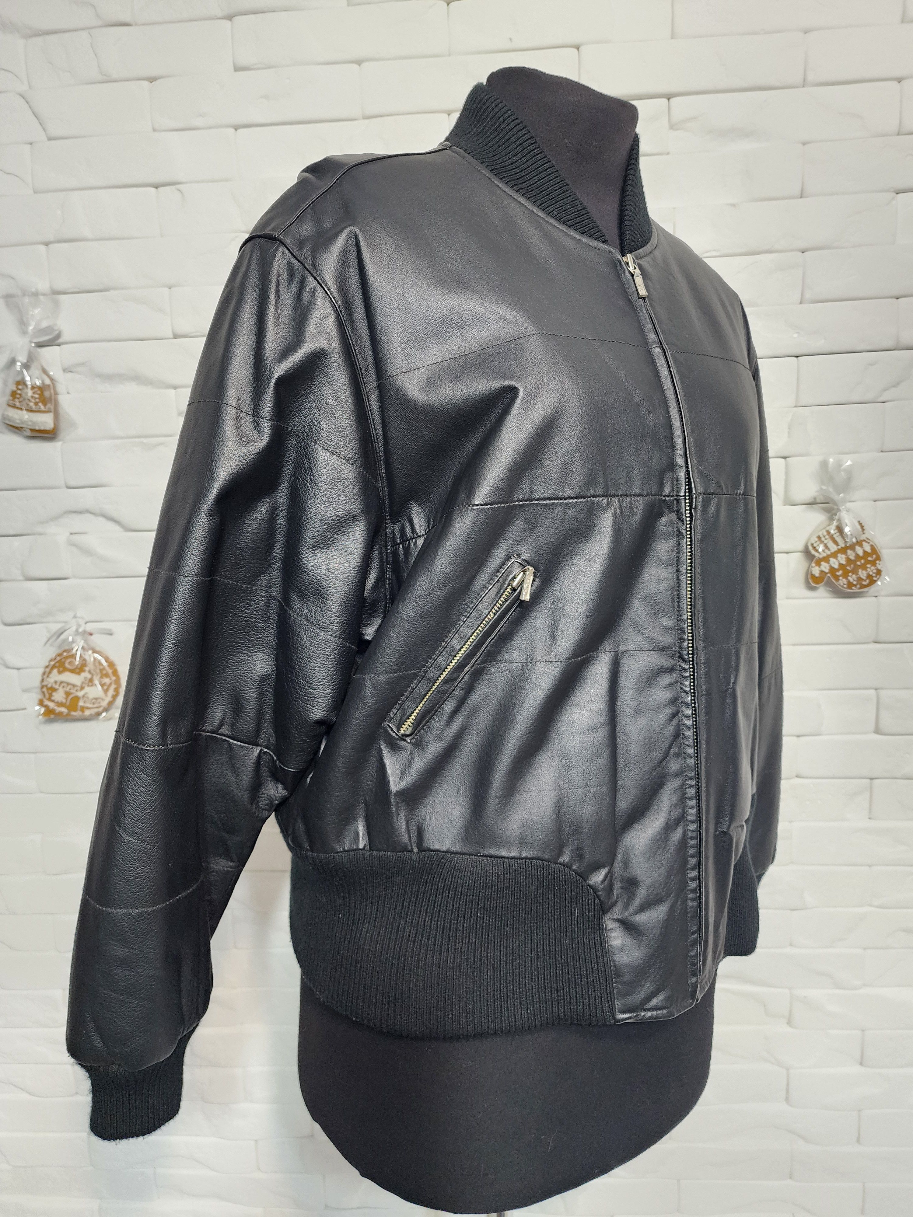 Other Black Leather Quilted Jacket: Men's Metal Zipper Bomber Size US L / EU 52-54 / 3 - 3 Thumbnail