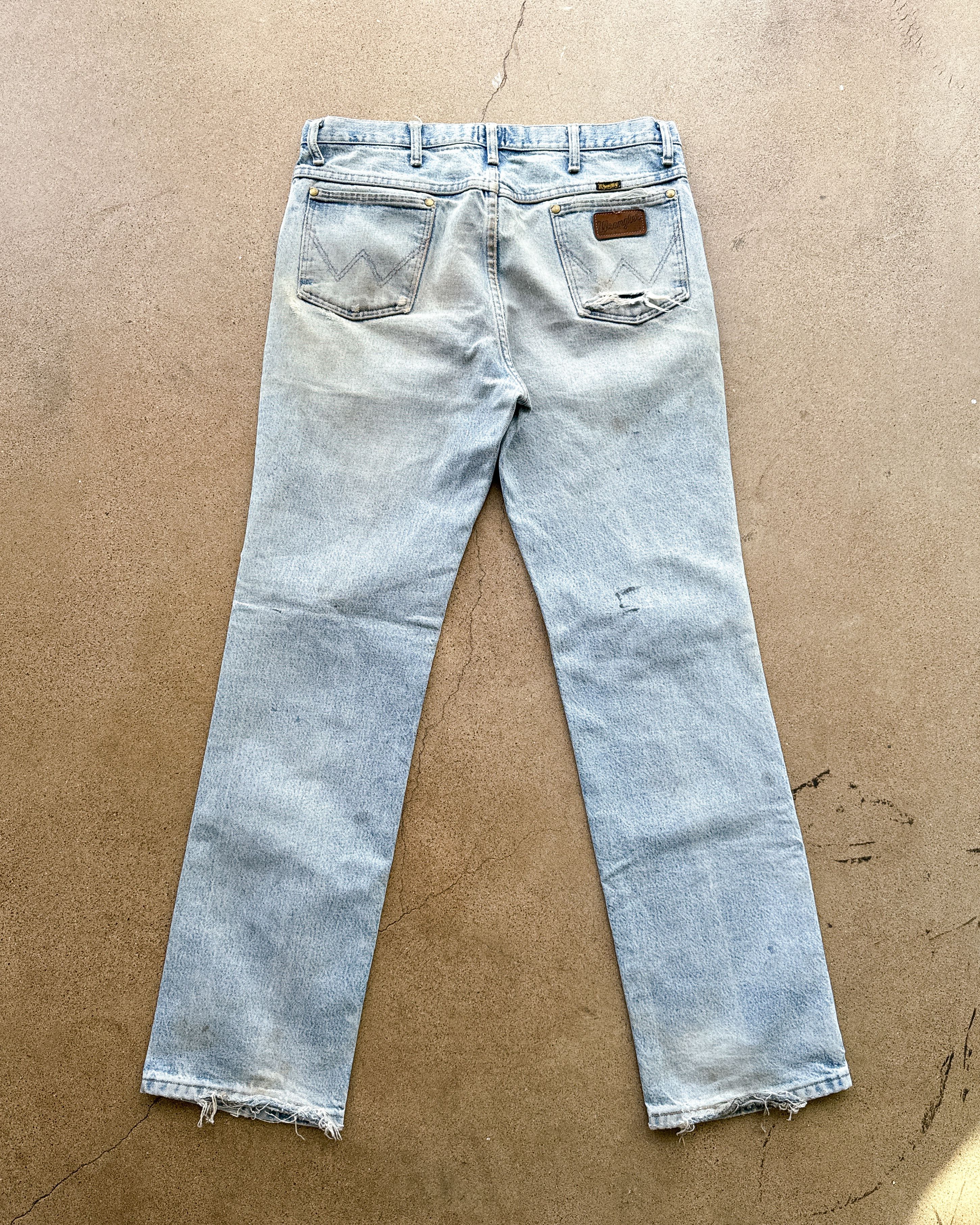 Wrangler Vintage Wrangler 36 MWZ Jeans Men's 34 Light Wash Distressed Size US 34 / EU 50 - 7 Thumbnail