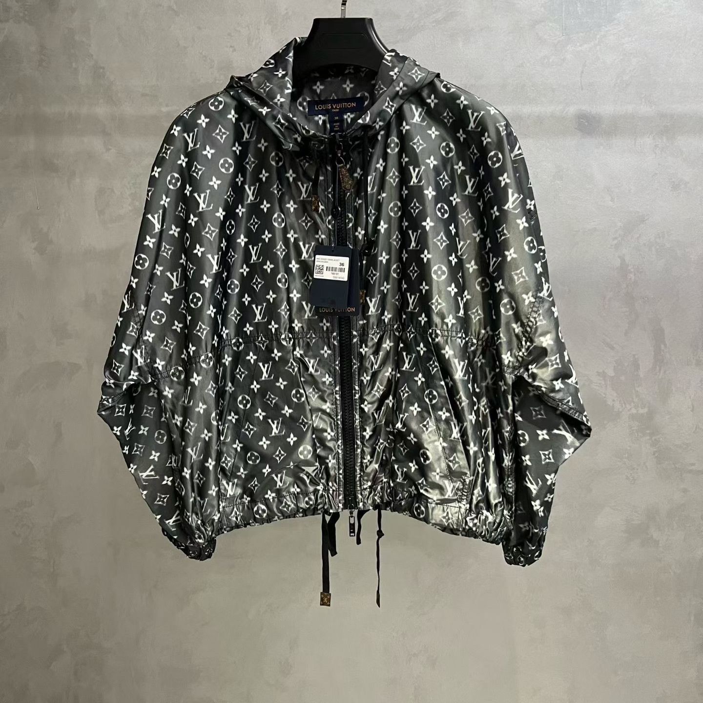 Louis Vuitton Louis Vuitton Blue Jacket XS Women Size XS / US 0-2 / IT 36-38 - 1 Thumbnail