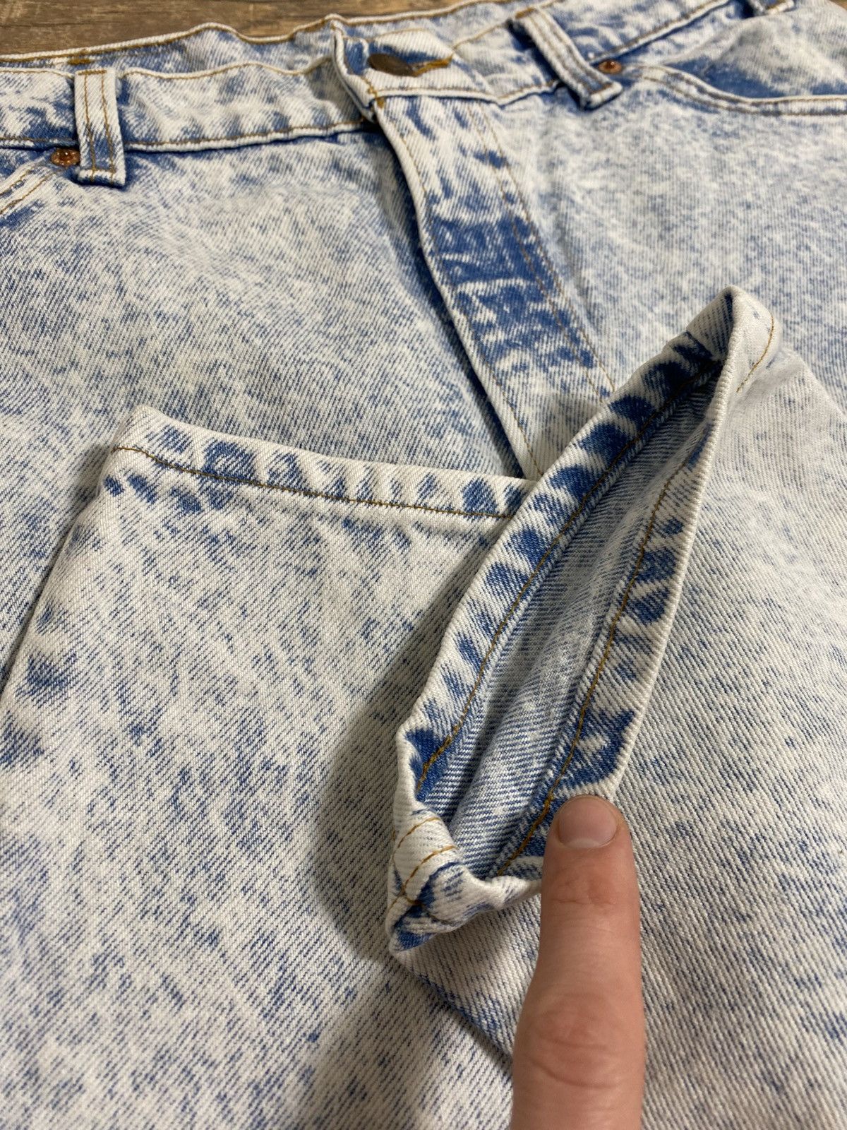 Levi's VINTAGE 80s LEVIS 550 ORANGE TAB ACID WASH JEANS MADE IN USA Size US 36 / EU 52 - 7 Thumbnail