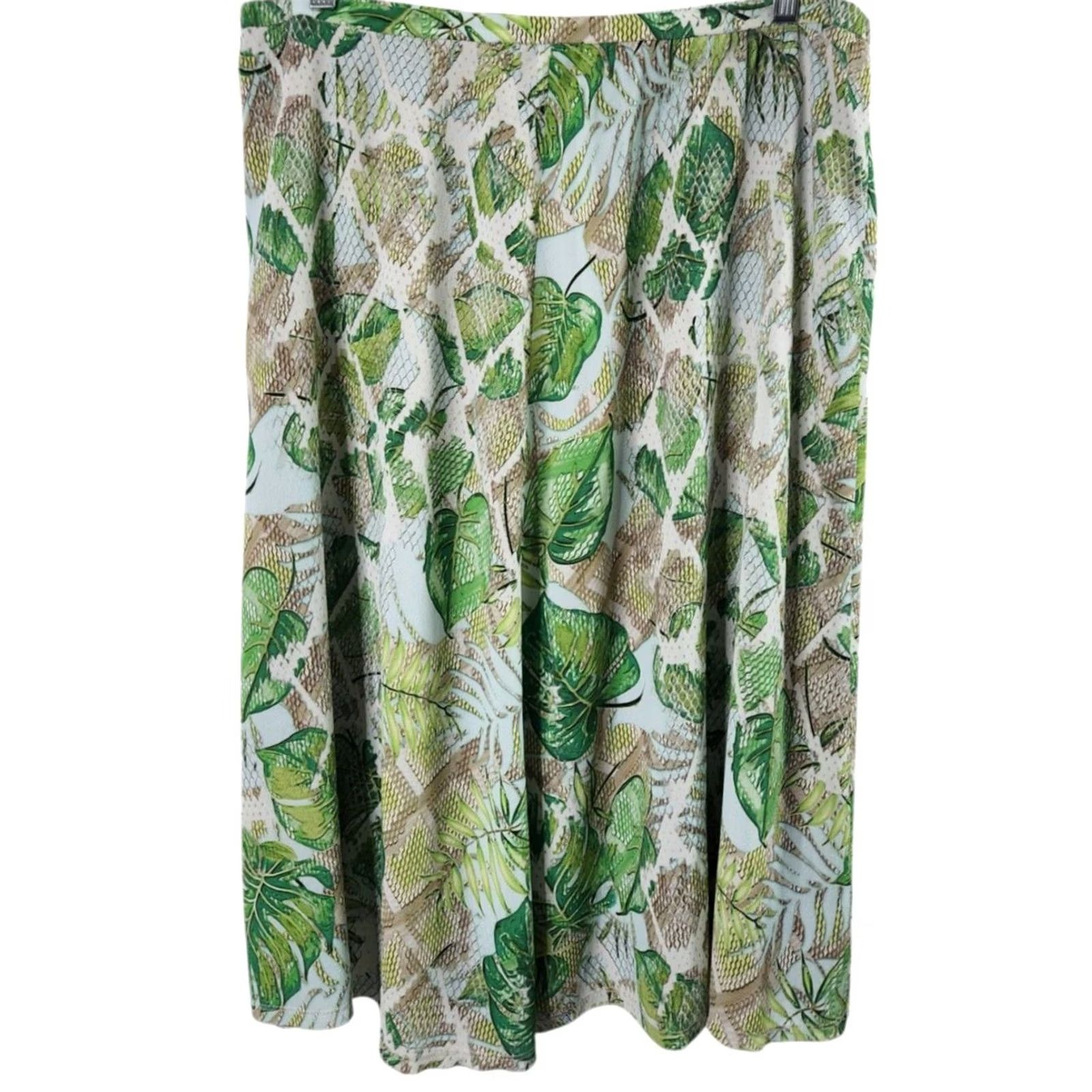 Vintage Basler Women’s Floral Shirt & Skirt Set V-Neck Top 2 Piece Size 46 Green polyester Regular Modern Outfit/Set Womens Size L / US 10 / IT 46 - 5 Thumbnail