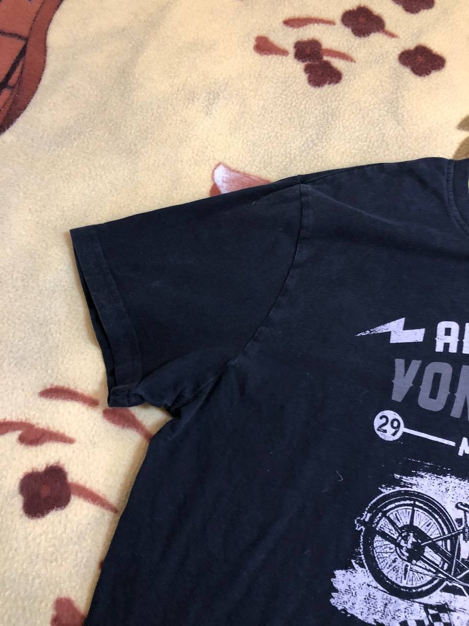 Von Dutch Von Dutch Vintage Style Wash Big Iconic Graphic T-Shirt Size US XL / EU 56 / 4 - 9 Thumbnail
