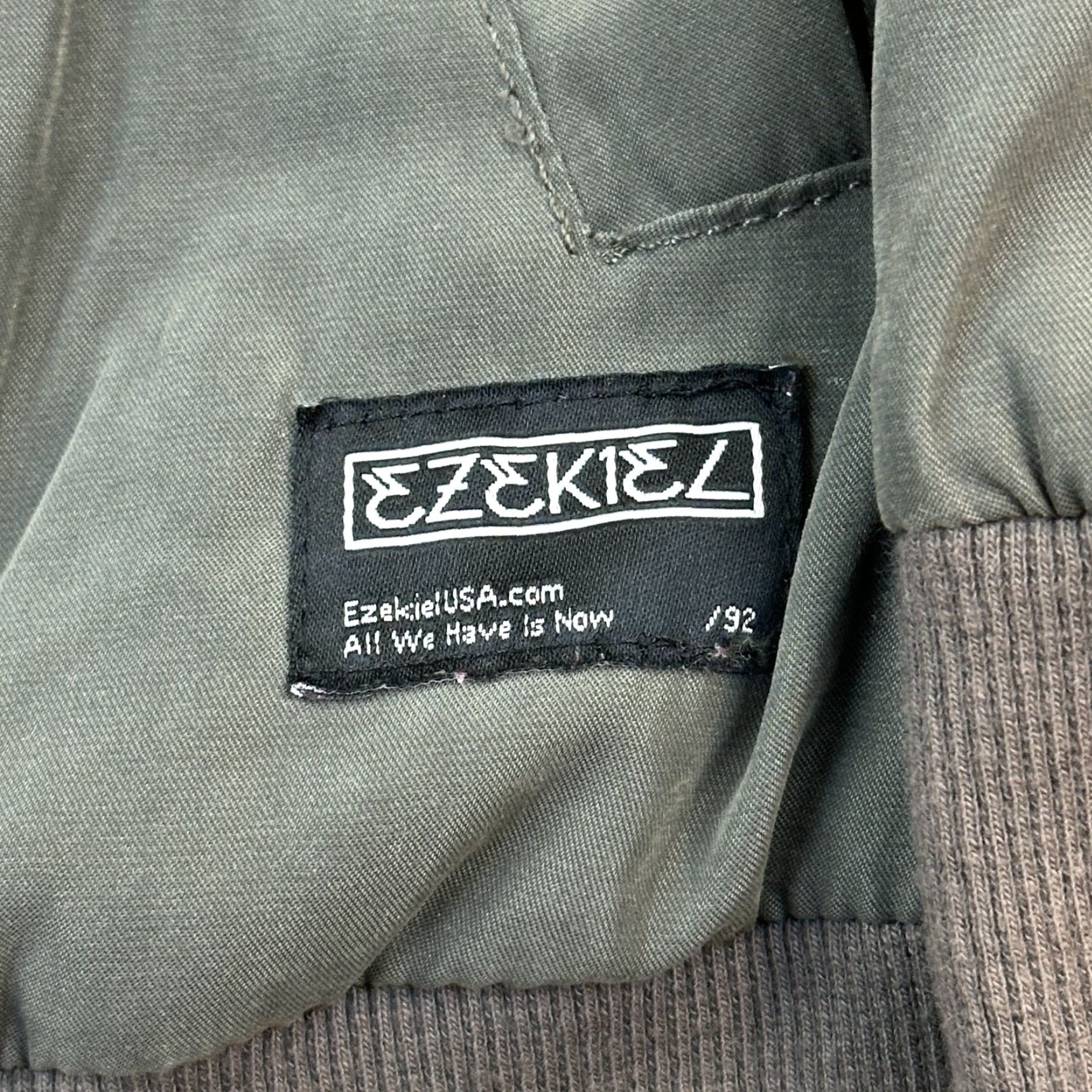 Vintage Ezekiel Rico Jacket Mens 2XL Olive Lightweight Full Zip Bomber Skateboard Casual Shirt Mens 2XL Green Retro Punk Hipster USA Size US XXL / EU 58 / 5 - 6 Thumbnail
