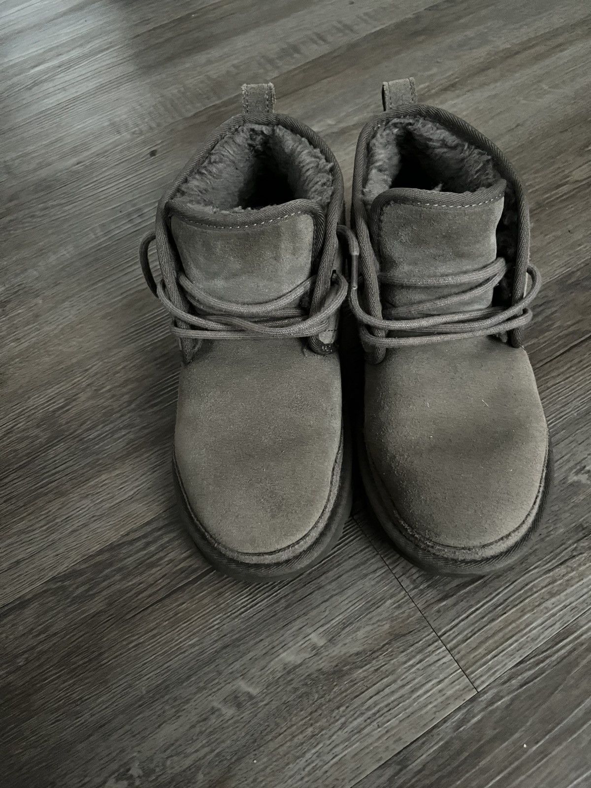 Ugg Grey Ugg M Neumel Size US 7 / EU 40 - 1 Thumbnail