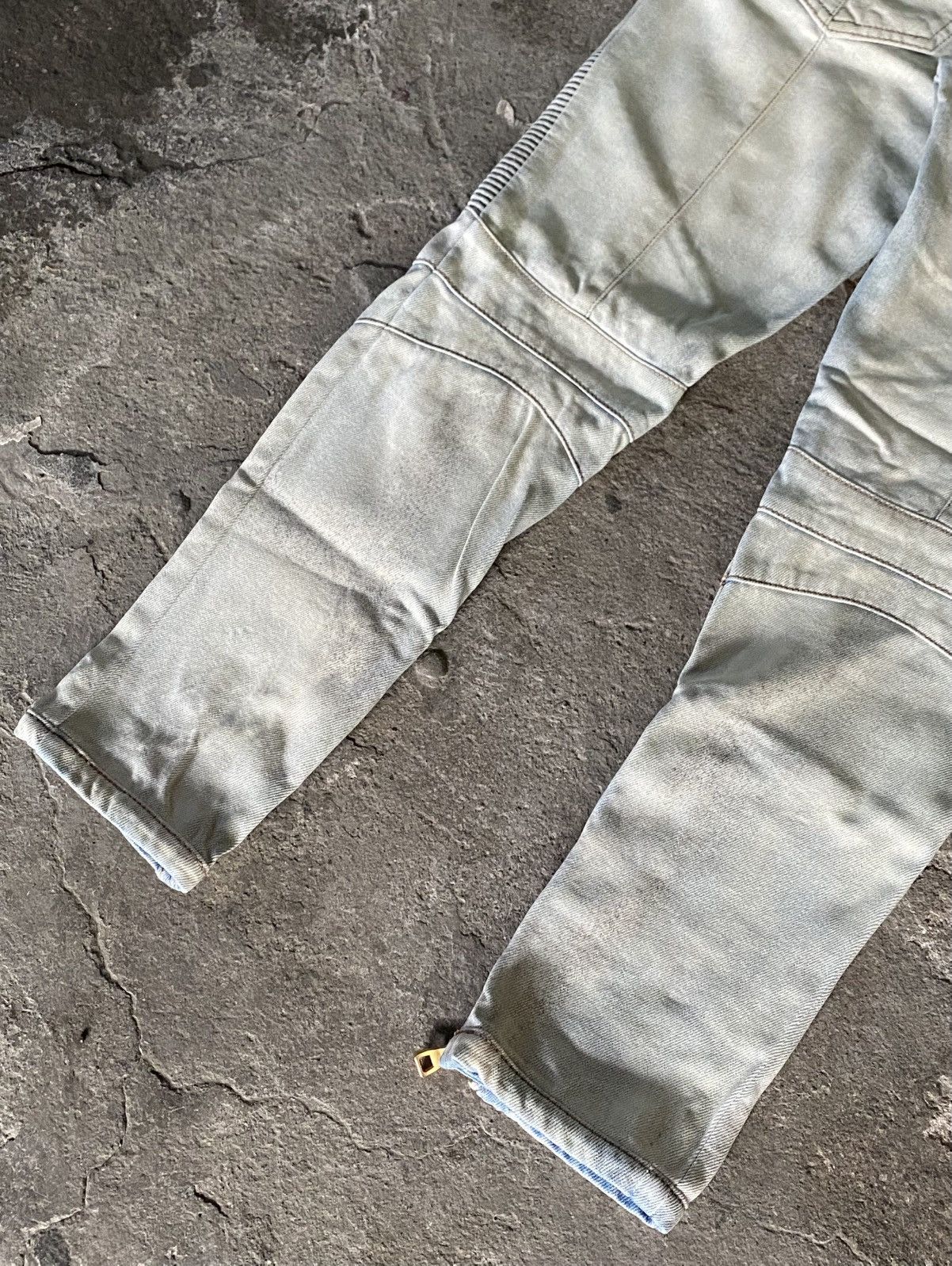 Balmain Balmain - Ankle Zip Biker Jeans Size US 30 / EU 46 - 11 Thumbnail