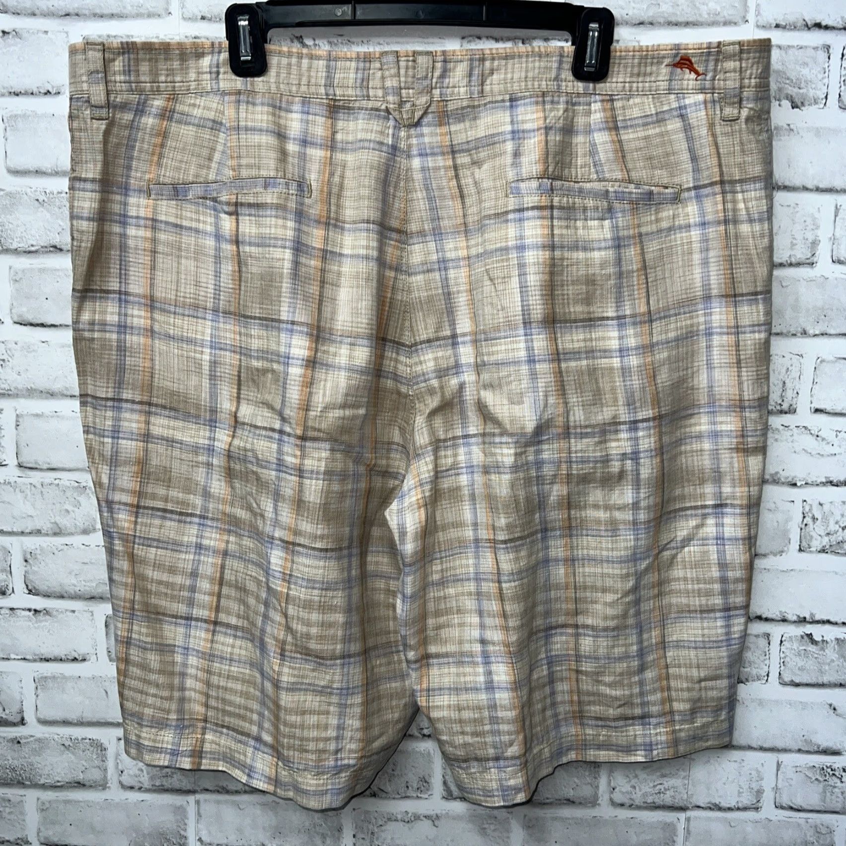 Tommy Bahama Tommy Bahama Beige Linen Blend Plaid Shorts Mens Size 42 Chino Linen Beige Plaid Tommy Bahama Mens 42 Shorts Size US 42 / EU 58 - 4 Thumbnail