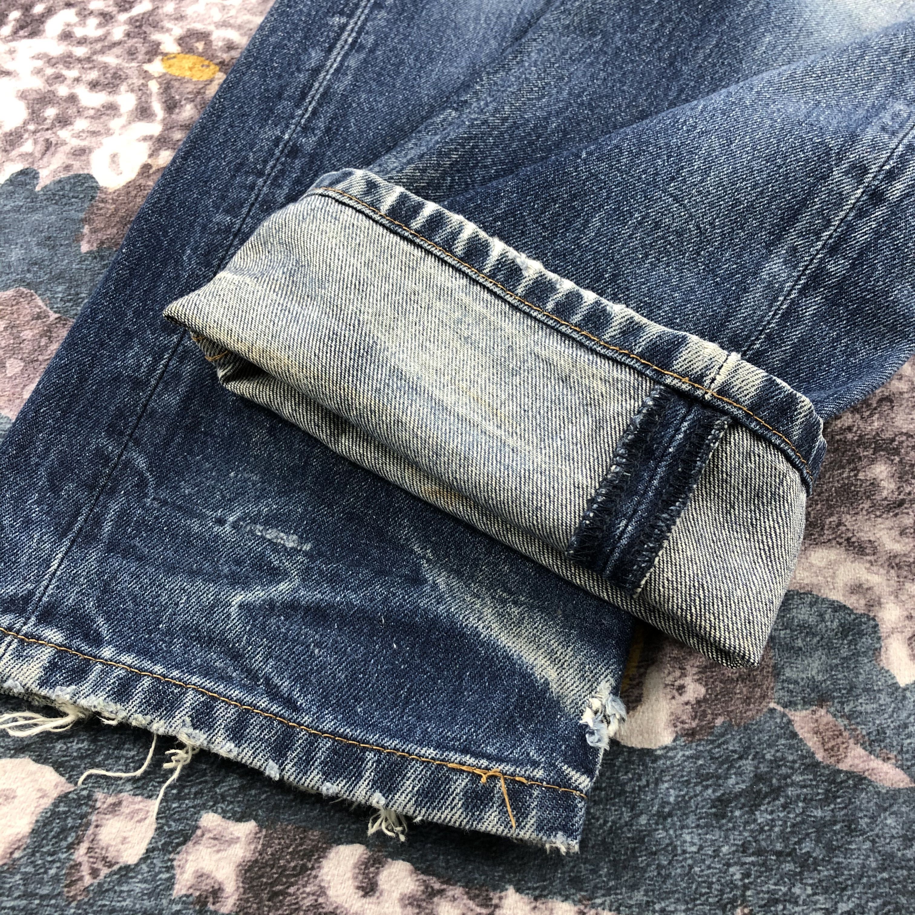 Levi's × Vintage Vintage Ripped Levis 505 Jeans-JM2240 Size US 31 - 10 Thumbnail