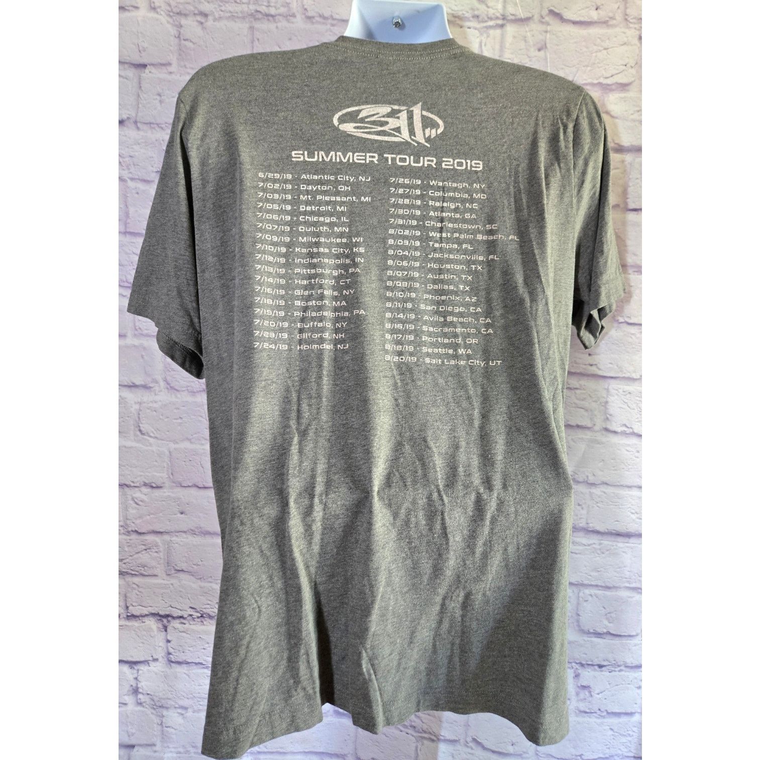 Canvas Canvas Gray 311 Voyager 2019 Summer Tour Graphic Shirt 2XL Size US XXL / EU 58 / 5 - 2 Thumbnail