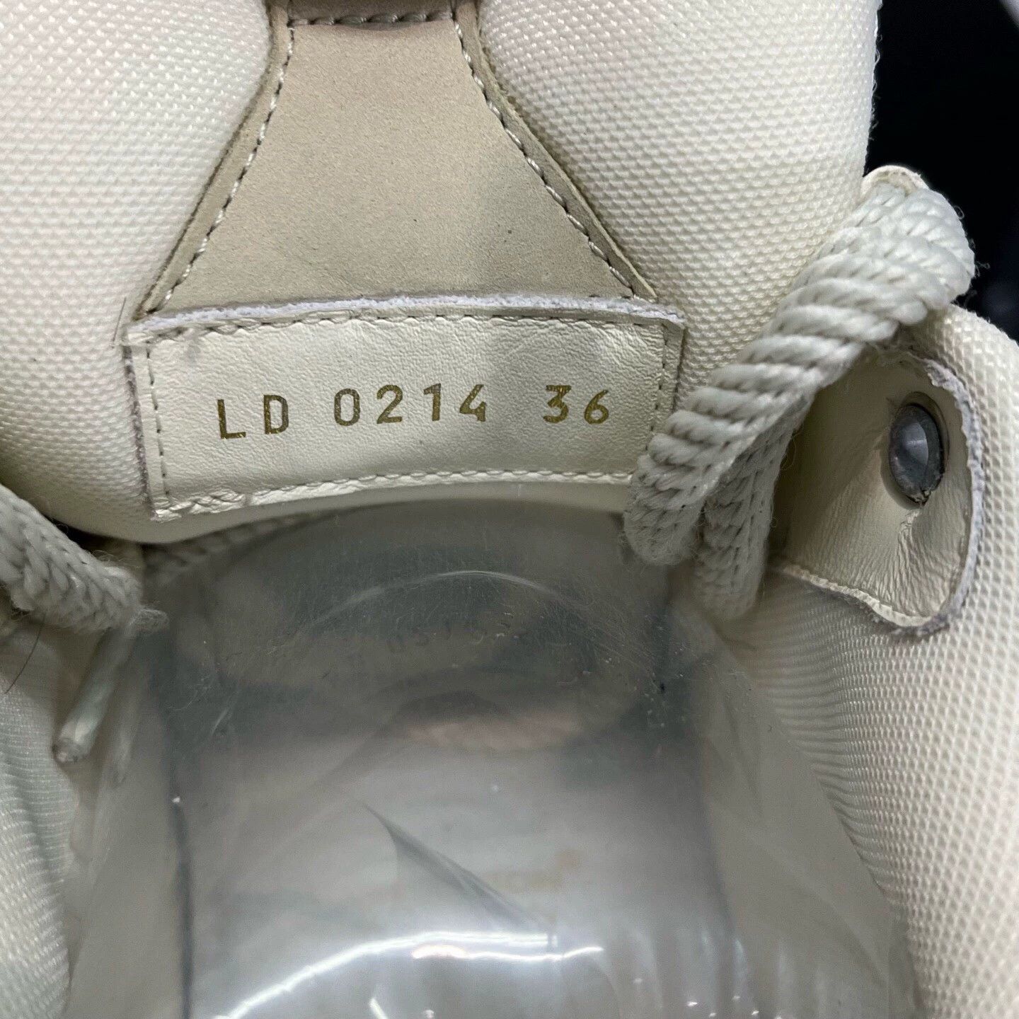 Louis Vuitton LV Skate White Brown 36 99 New Worn Once Size US 5 / IT 35 - 7 Thumbnail