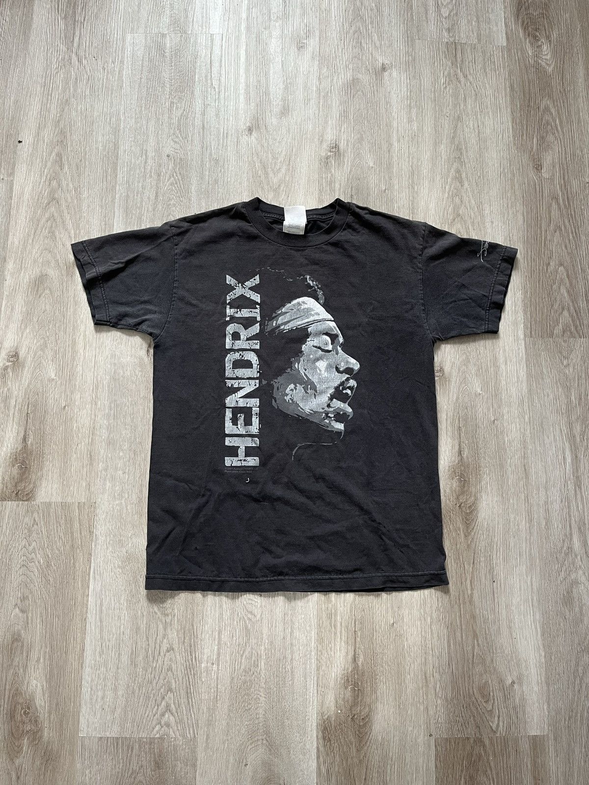 Vintage Vintage 2004 Jimi Hendrix Signature T-shirt Size US S / EU 44-46 / 1 - 1 Thumbnail