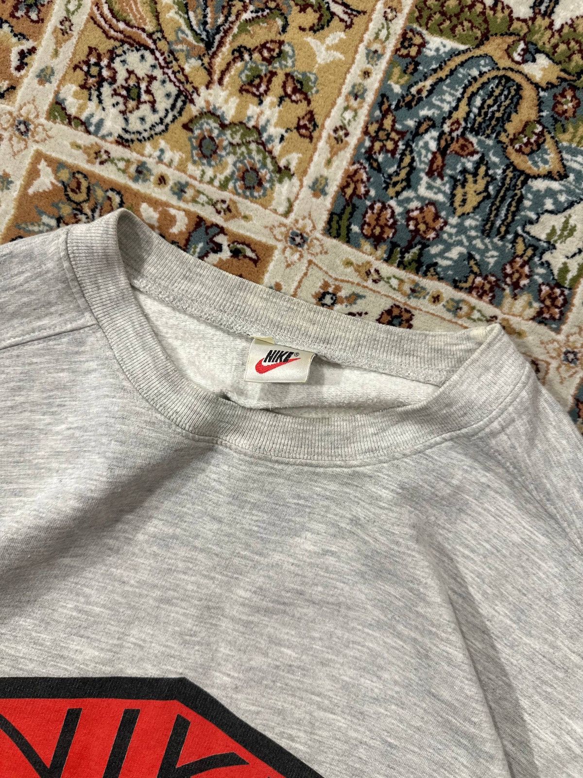 Nike × Supreme Vintage 90s Nike Retro Sweatshirt Rare Crewneck Big Logo L Size US L / EU 52-54 / 3 - 3 Thumbnail