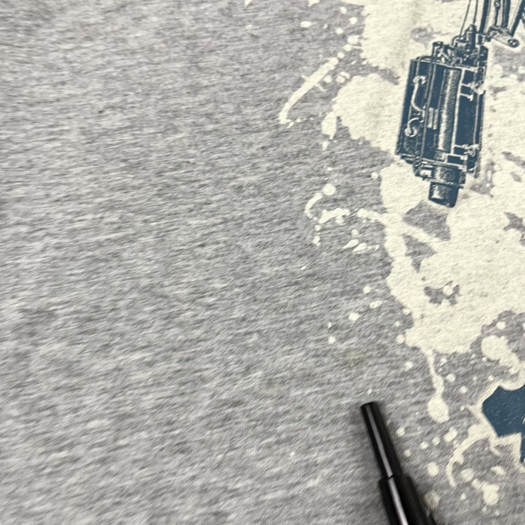 Robert Graham VINTAGE Robert Graham Men's T-Shirt Short Sleeve Crew Neck Graphic Print Skeleton Robot Heather Gray Size M All Seasons Size US M / EU 48-50 / 2 - 7 Thumbnail