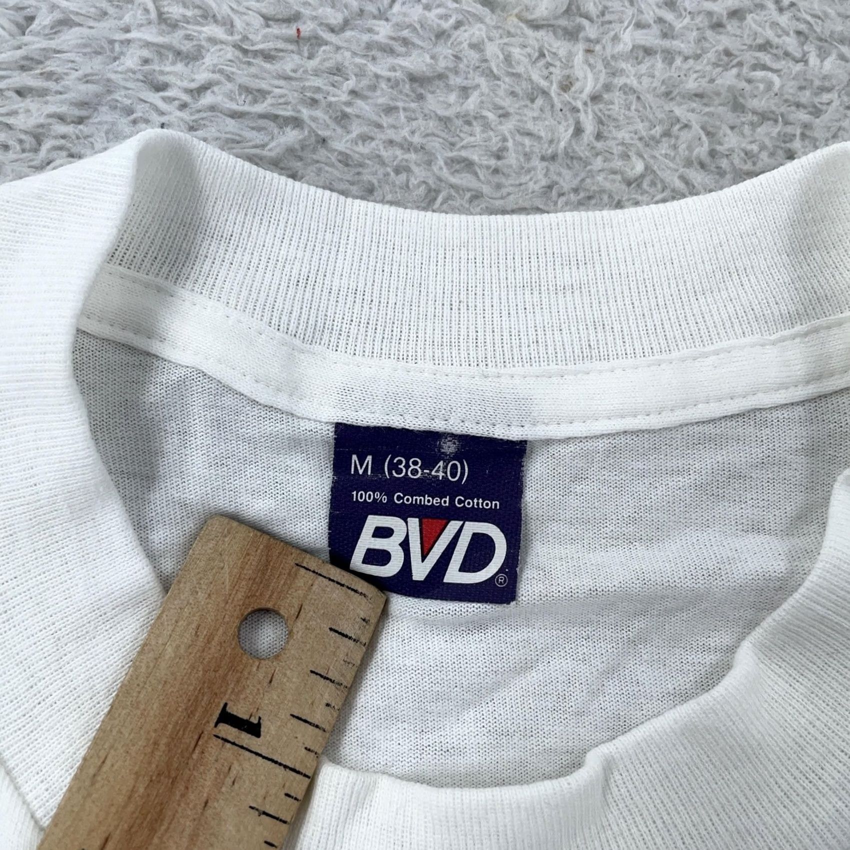 Vintage VINTAGE BVD Shirt Mens Small White Short Sleeve Crew Neck Cotton Tee Size US S / EU 44-46 / 1 - 7 Thumbnail
