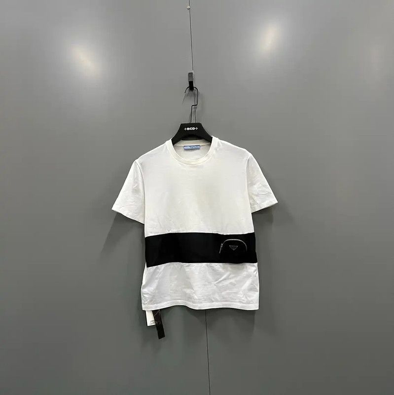 Prada Prada White Logo Short Sleeve T-Shirt Size US L / EU 52-54 / 3 - 1 Thumbnail