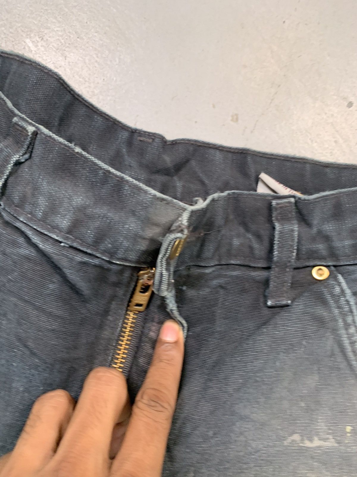 Carhartt Vintage faded Carhartt b01 BLK double knee denim Size US 30 / EU 46 - 7 Thumbnail
