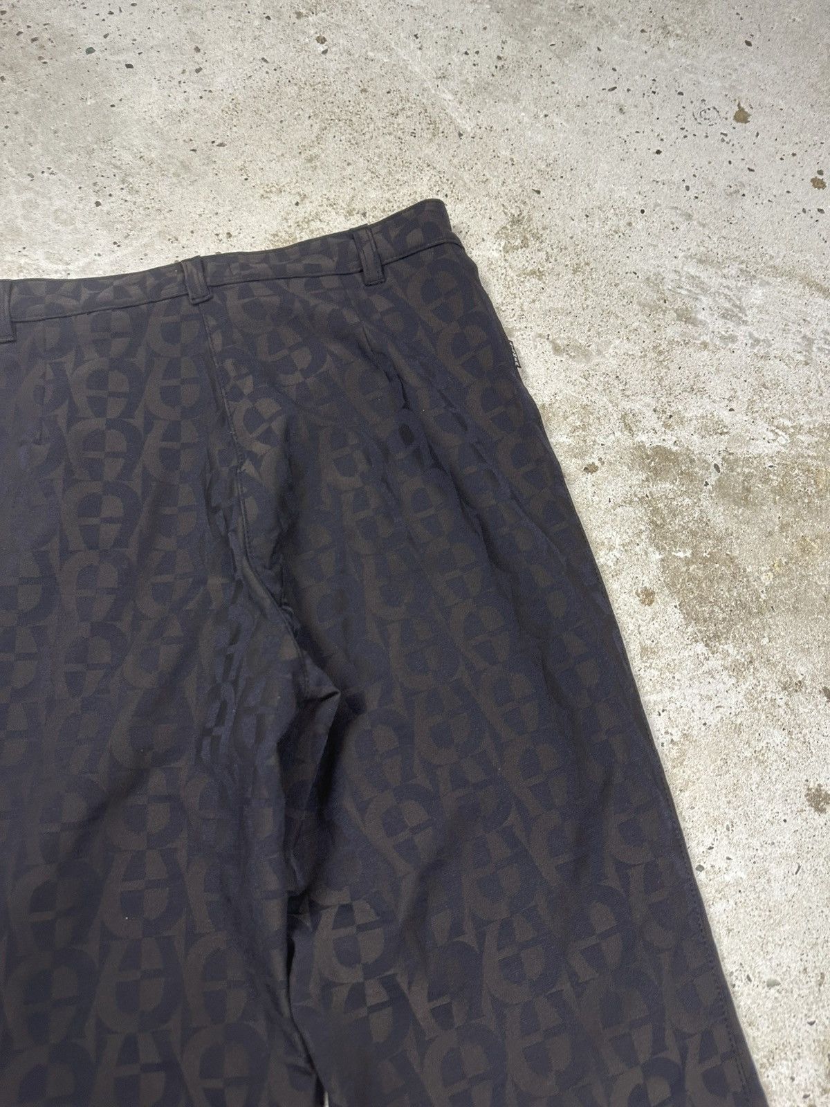 Aigner Vintage 90s Aigner Monogram Nylon Bootcut Flare Pants Size 30" / US 8 / IT 44 - 18 Thumbnail