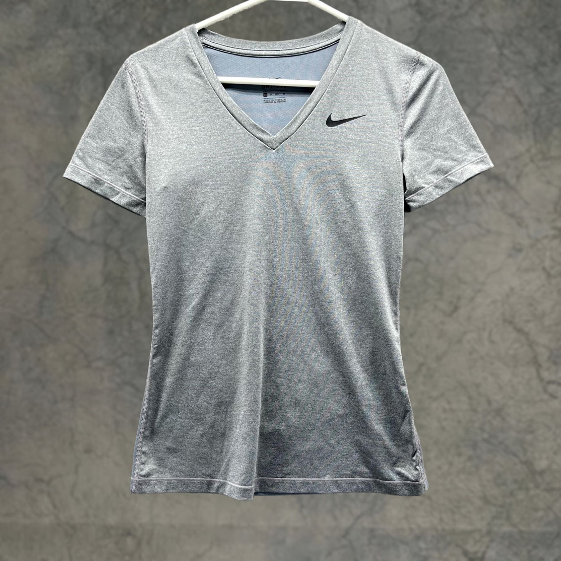Nike VINTAGE: No Nike Shirt Womens XS Gray Athletic T-Shirt Short Sleeve Pullover Dri-Fit Polyester Swoosh Size XS / US 0-2 / IT 36-38 - 1 Thumbnail