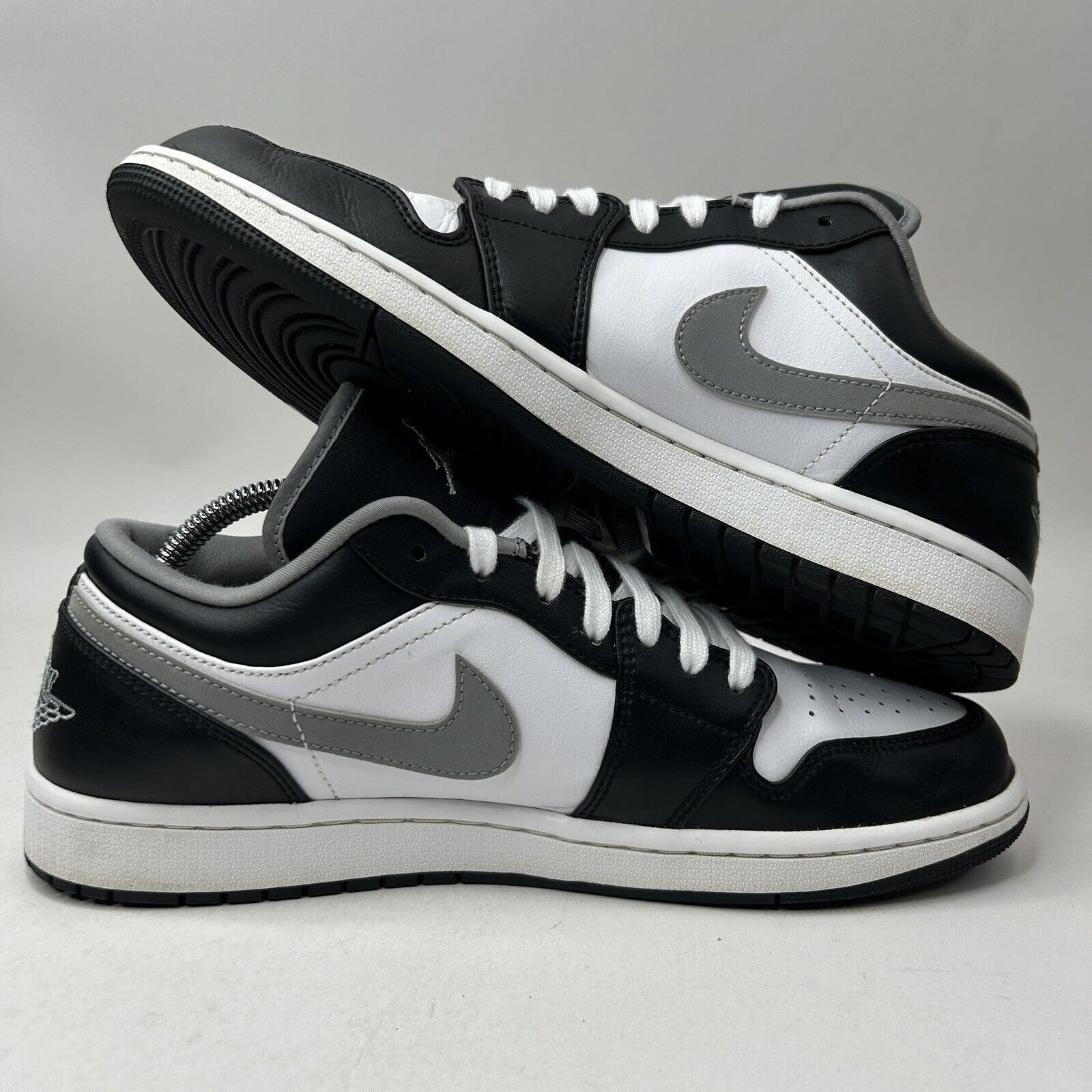 Nike Nike Air Jordan 1 Retro Low “White Black Medium Grey” 2023 Size US 10.5 / EU 43-44 - 3 Thumbnail