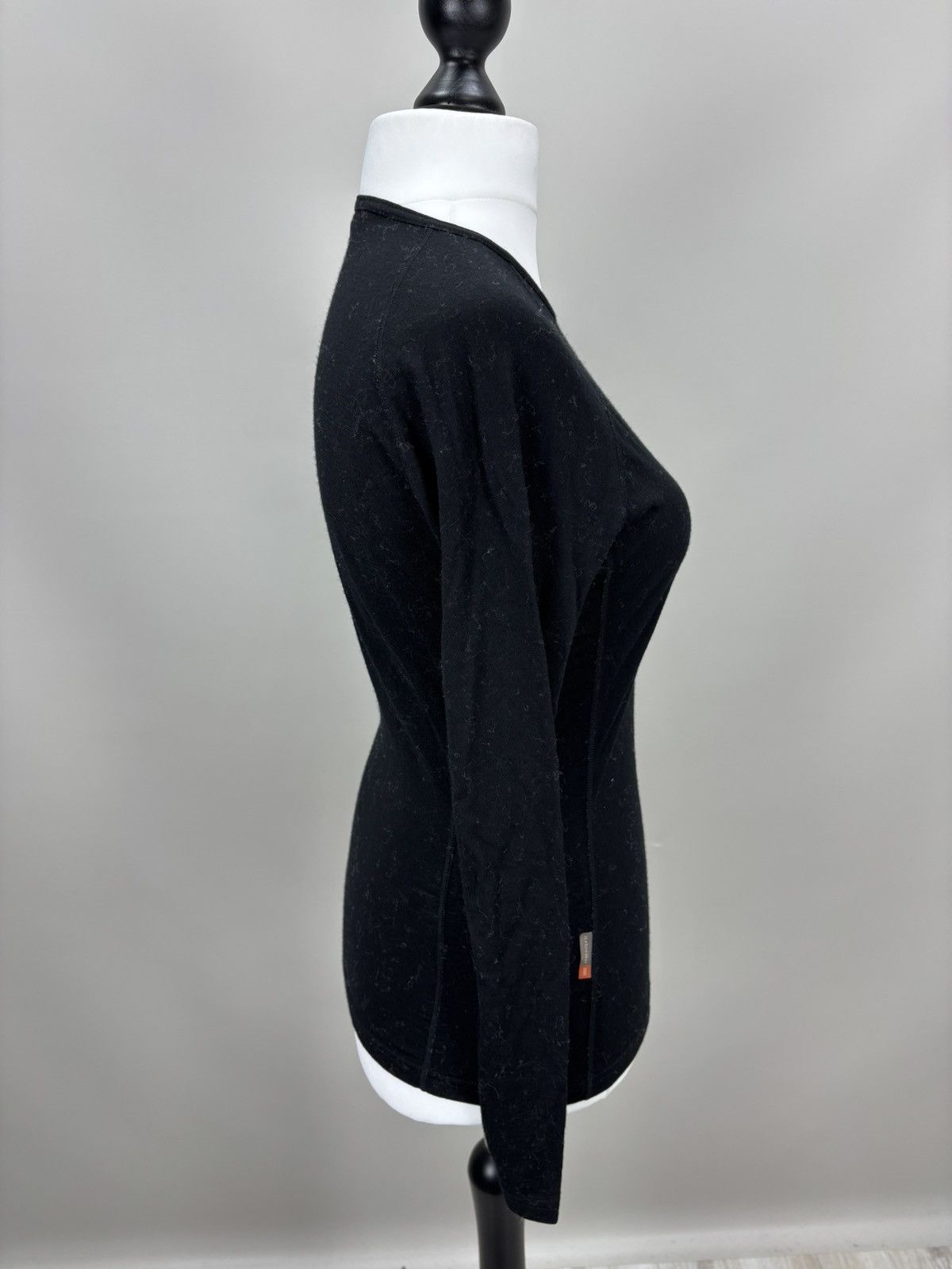 Icebreaker Womens long sleeve Icebreaker Size M Color Black Size M / US 6-8 / IT 42-44 - 4 Thumbnail