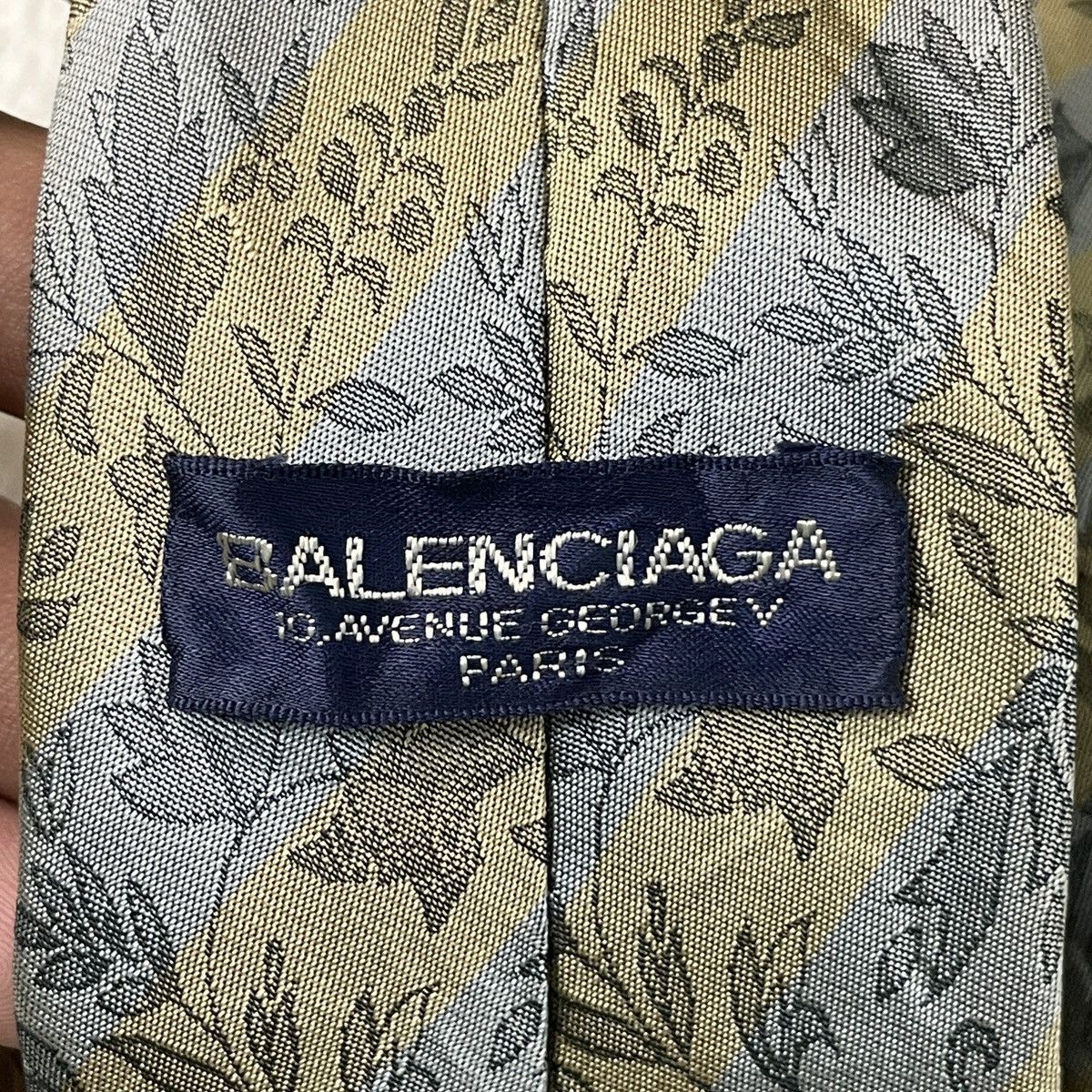 Balenciaga 🔥LAST PRICE🔥VTG Balenciaga Avenue George V Paris Silk Ties Size ONE SIZE - 9 Thumbnail