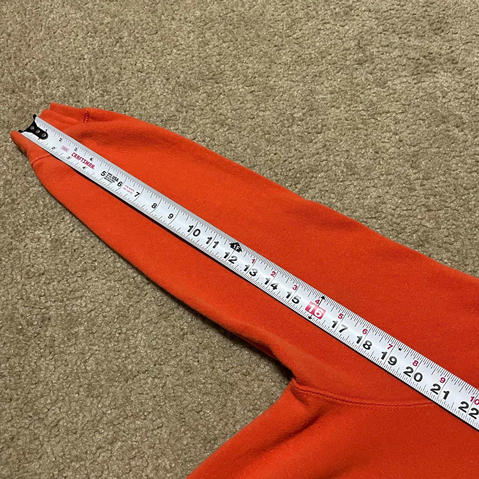 NCAA NCAA Auburn Tigers Embroidered Logo Orange Hoodie Sportswear Size US L / EU 52-54 / 3 - 6 Thumbnail