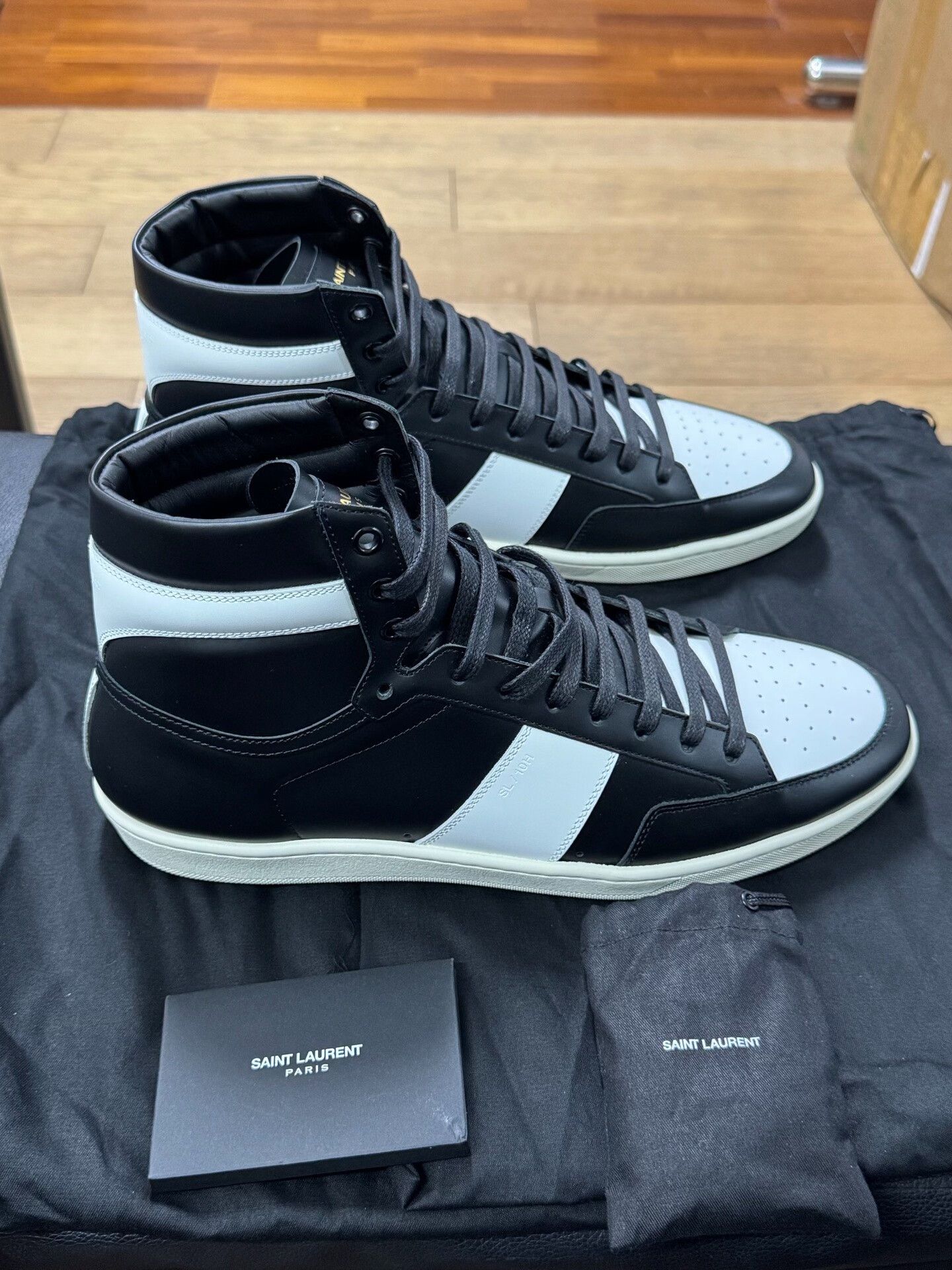 Saint Laurent Paris saint laurent court leather high-top sneakers Size US 10 / EU 43 - 3 Thumbnail