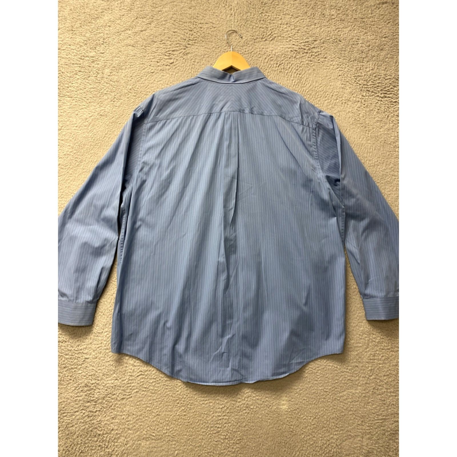 Roundtree & Yorke Roundtree & Yorke Button-Down Shirt Mens 2XT Blue Long Sleeve Striped Non-Iron Regular Size US XXL / EU 58 / 5 - 7 Thumbnail