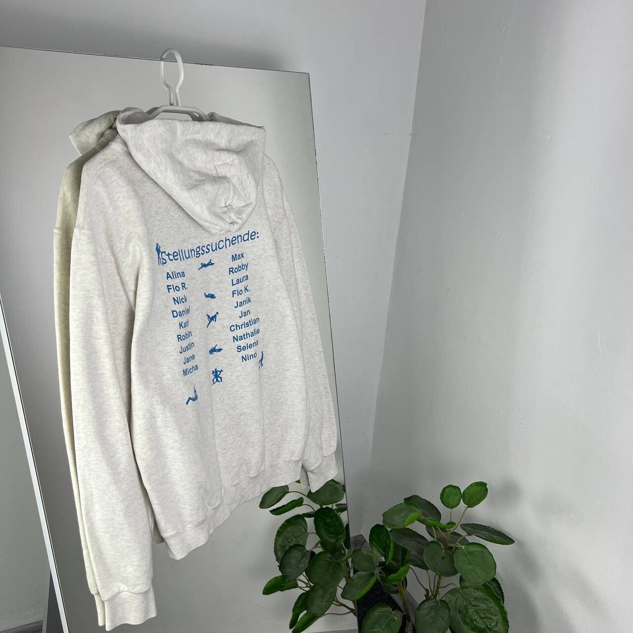 Vintage Crazy Time To Pick A Pose Sex Humor Print Hoodie Vintage Size US M / EU 48-50 / 2 - 2 Thumbnail