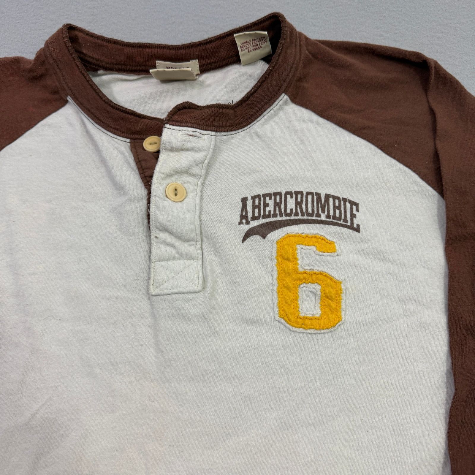 Abercrombie & Fitch Abercrombie & Fitch Henley Muscle Shirt Men's XL White y2k Size US XL / EU 56 / 4 - 3 Thumbnail
