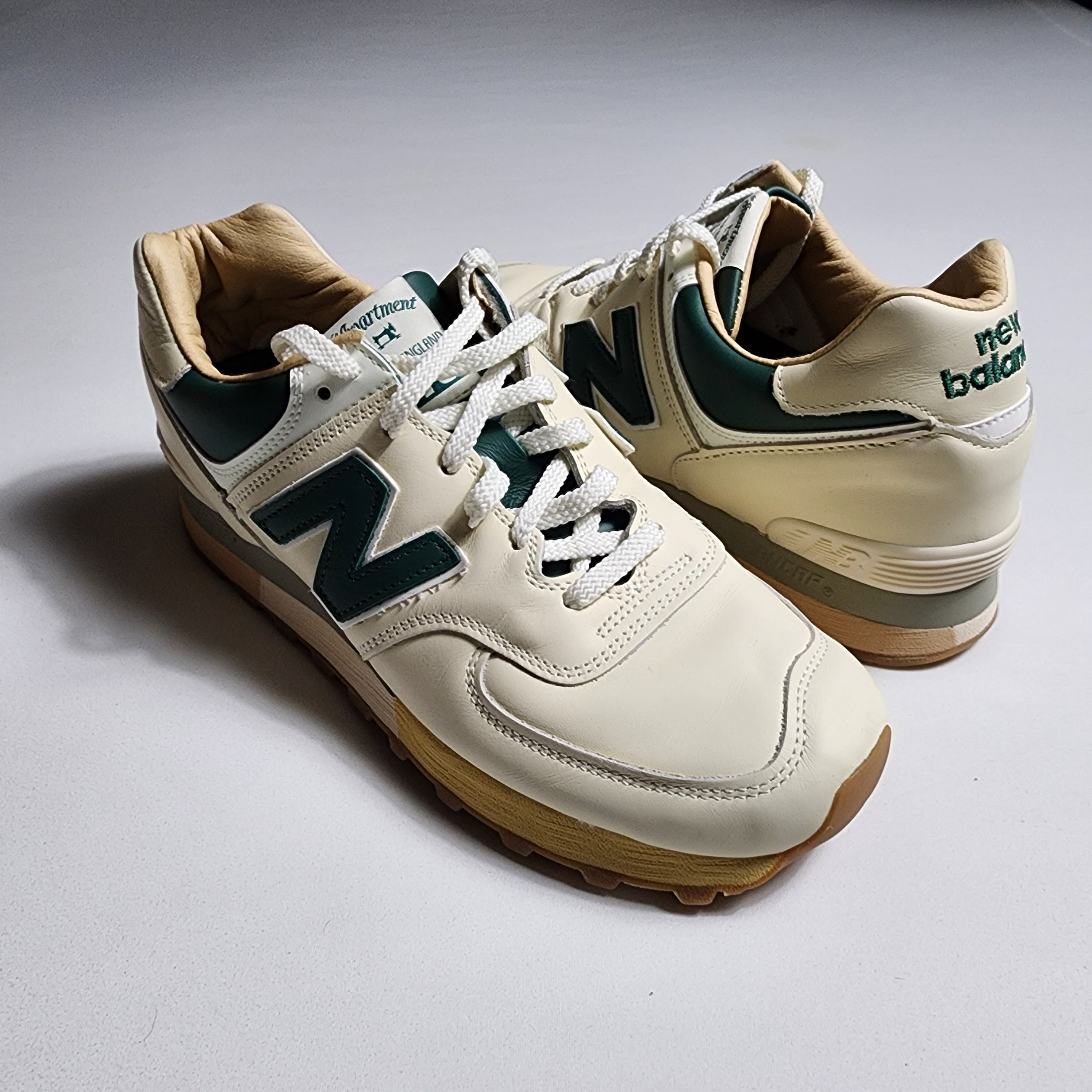 New Balance The Apartment x 576 Made in England "Evergreen" Size US 8.5 / EU 41-42 - 2 Thumbnail