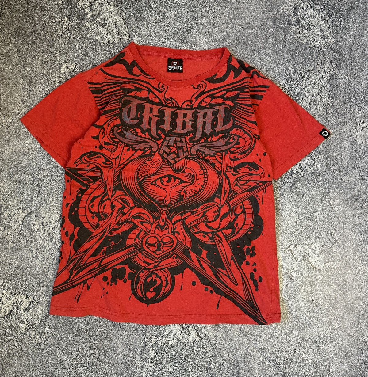 Vintage Vintage 90’s Tribal Gear Graffiti Tattoo Rap T-Shirt Size US L / EU 52-54 / 3 - 1 Thumbnail
