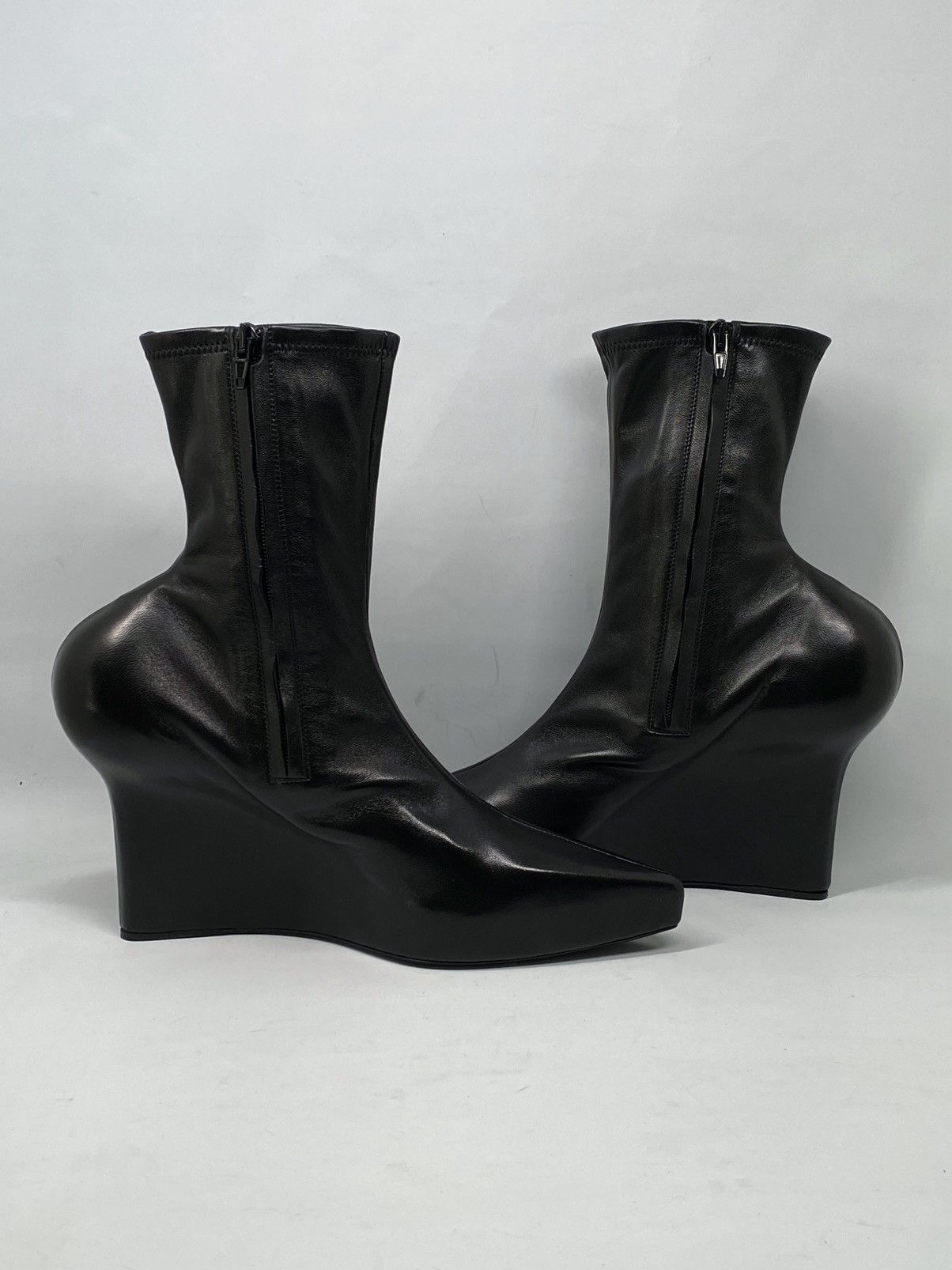 Givenchy Givenchy Leather Wedge booties size 37 Size US 7 / IT 37 - 9 Thumbnail