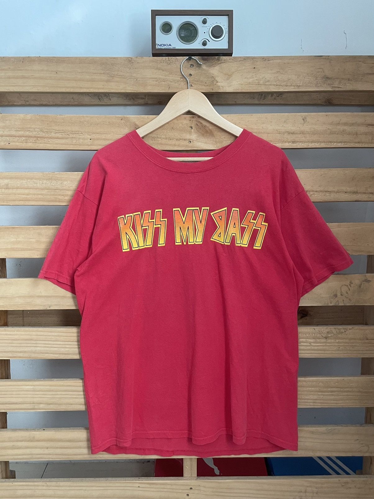 Vintage Y2k Parody Kiss Font Fishing Tee Anvil Tag