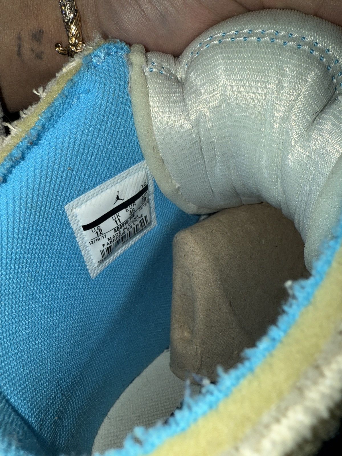 Jordan Brand × Off-White Off white Jordan UNC 1 Size US 12 / EU 45 - 6 Thumbnail