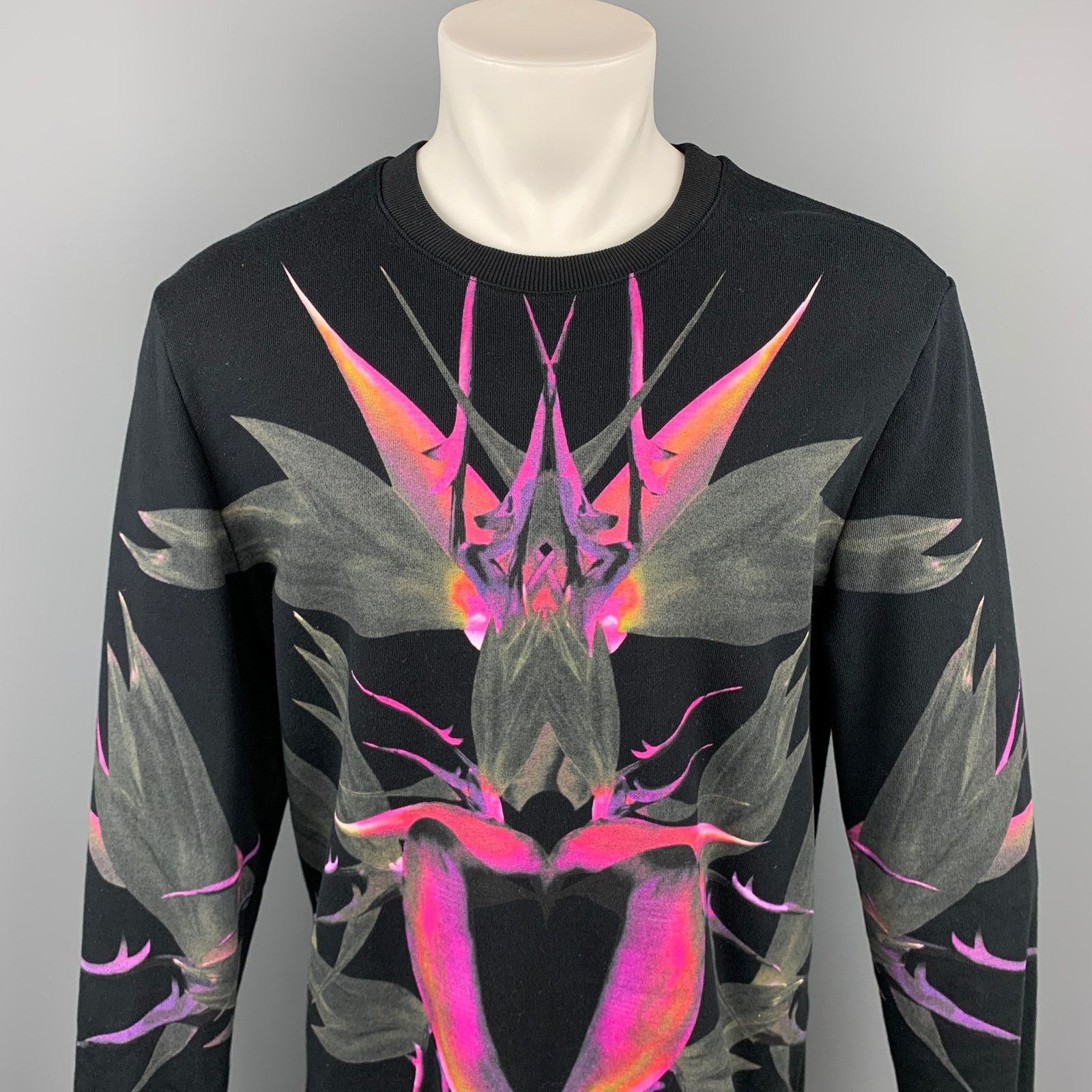 Givenchy GIVENCHY S/S 2012 M Black Print Cotton Crew-Neck Sweatshirt Size US M / EU 48-50 / 2 - 2 Thumbnail