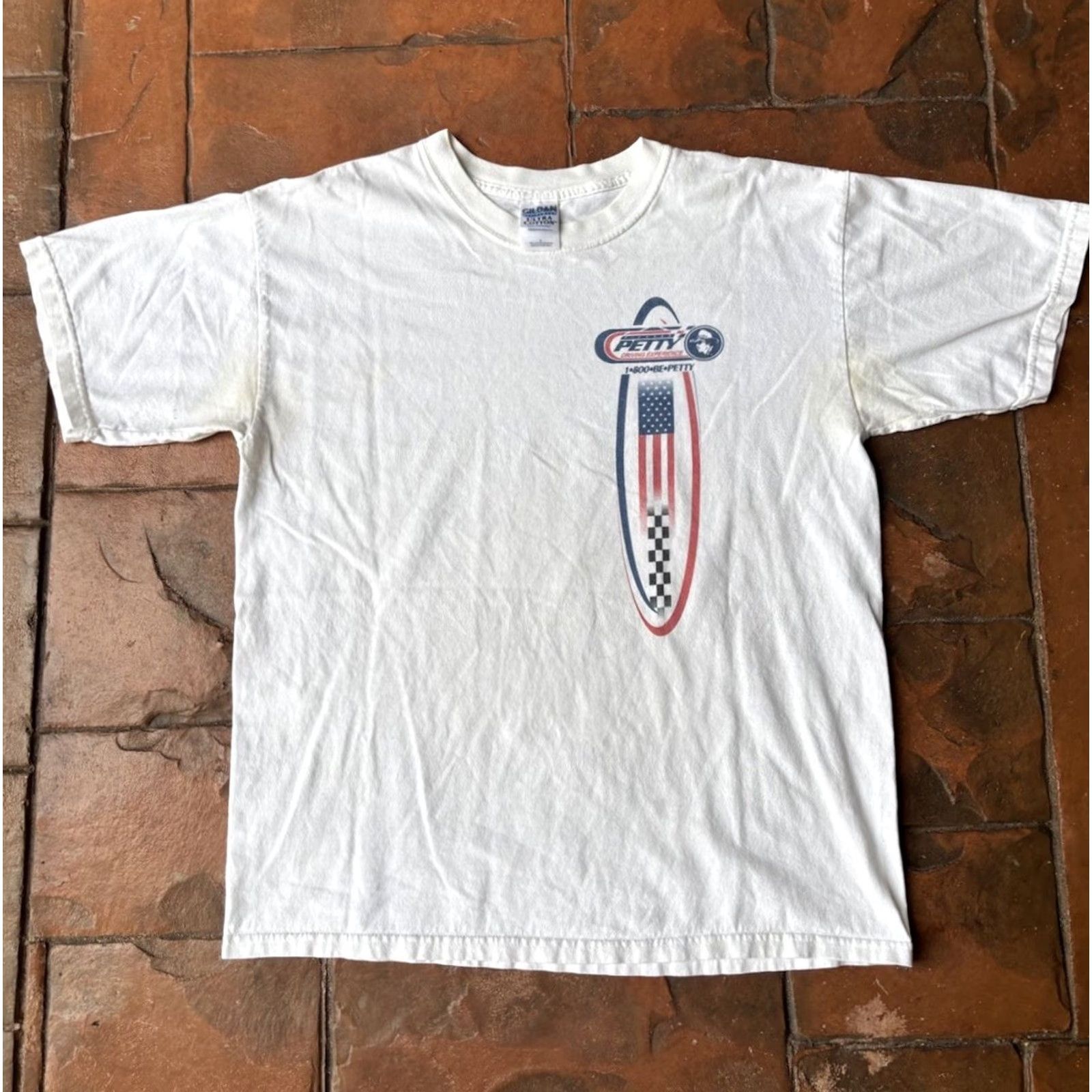 Gildan VINTAGE Richard Petty Nascar Racing T Shirt Large Double Sided Mens Short Sleeve White Cotton Size US L / EU 52-54 / 3 - 2 Thumbnail