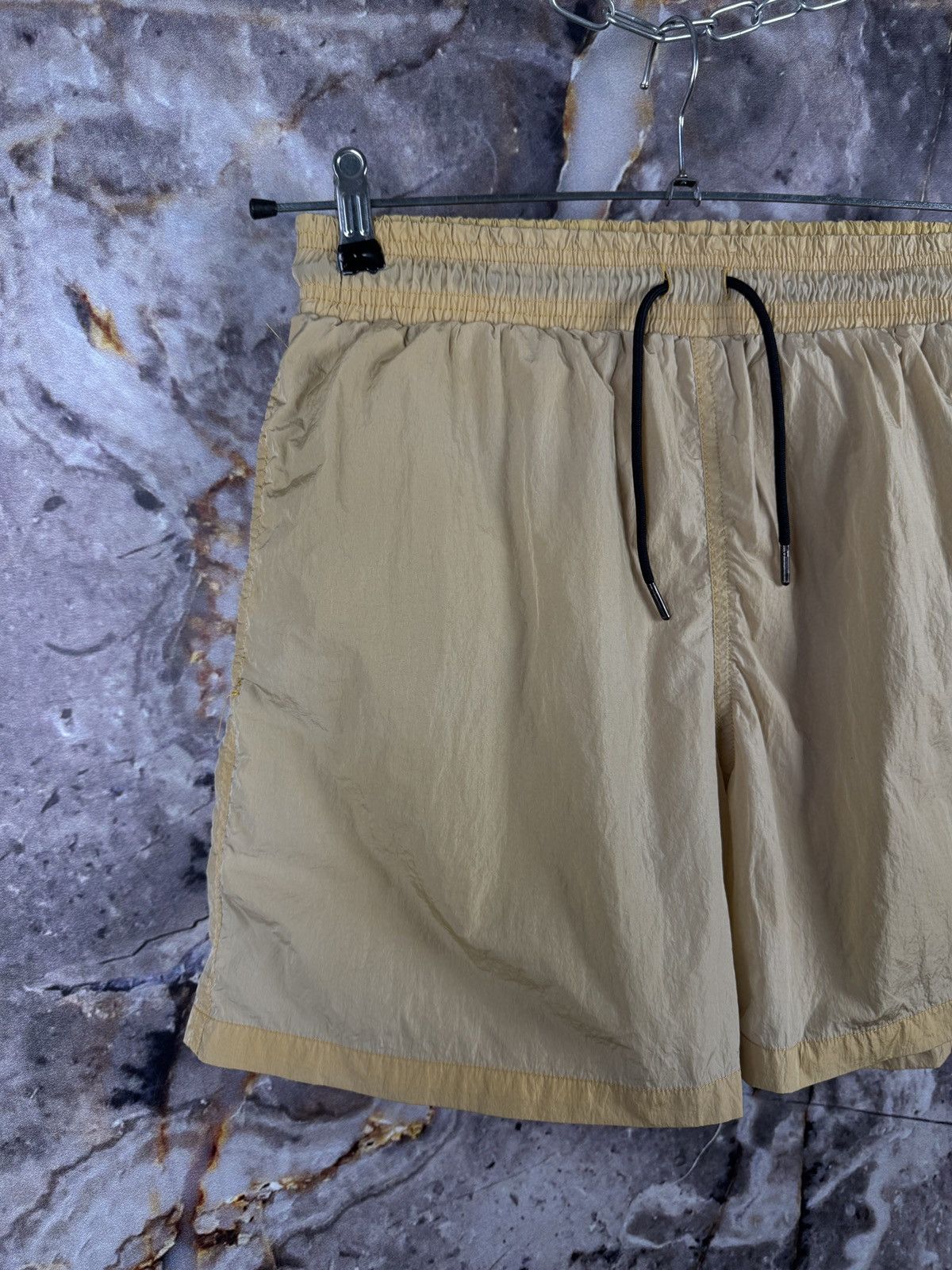 Weekend Offender Men’s Weekend Offender Shorts Nylon Streetwear Size Medium Size US 32 / EU 48 - 2 Thumbnail