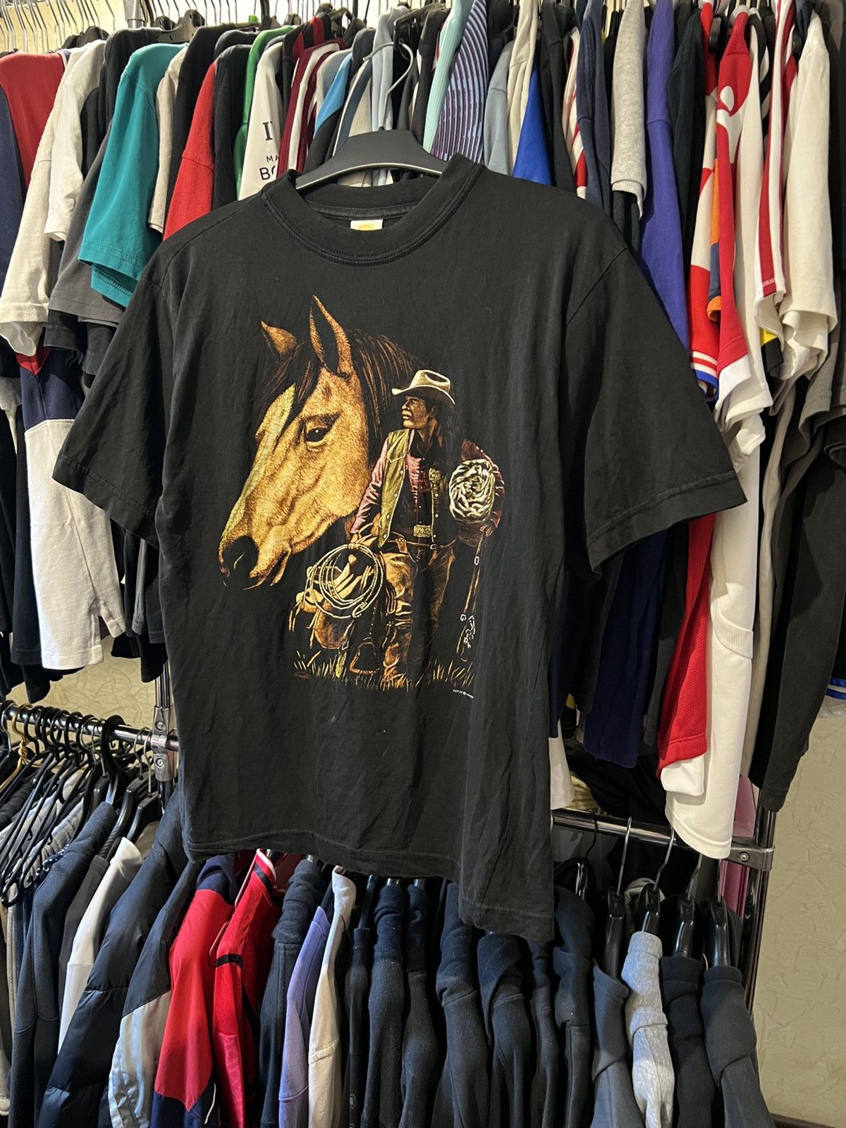 Vintage VINTAGE ZIP IT LONDON NATIVE AMERICAN T SHIRT NATURE STYLE Size US L / EU 52-54 / 3 - 1 Thumbnail