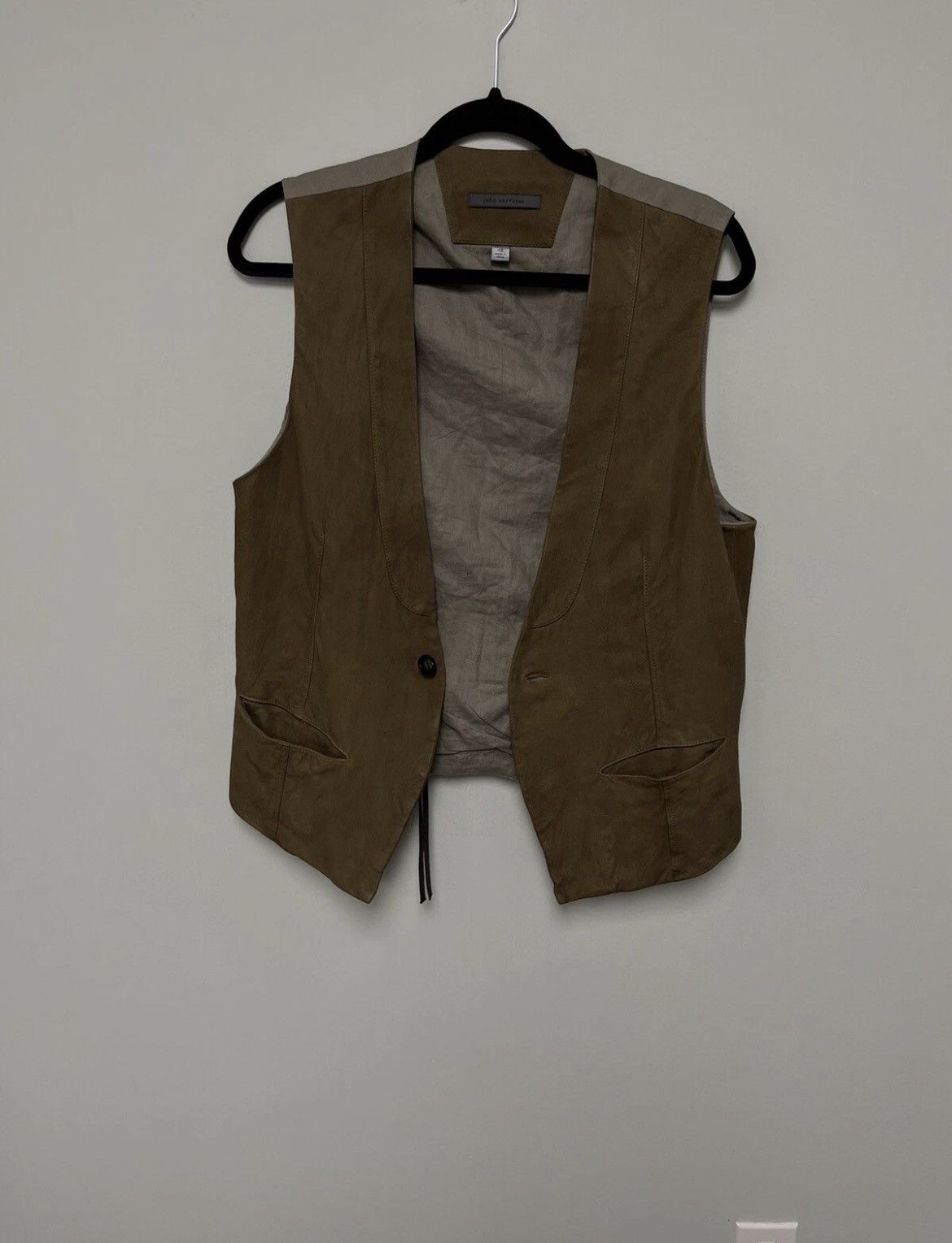 John Varvatos Cutaway Suede Vest EU 48 USA 38 Size US M / EU 48-50 / 2 - 7 Thumbnail