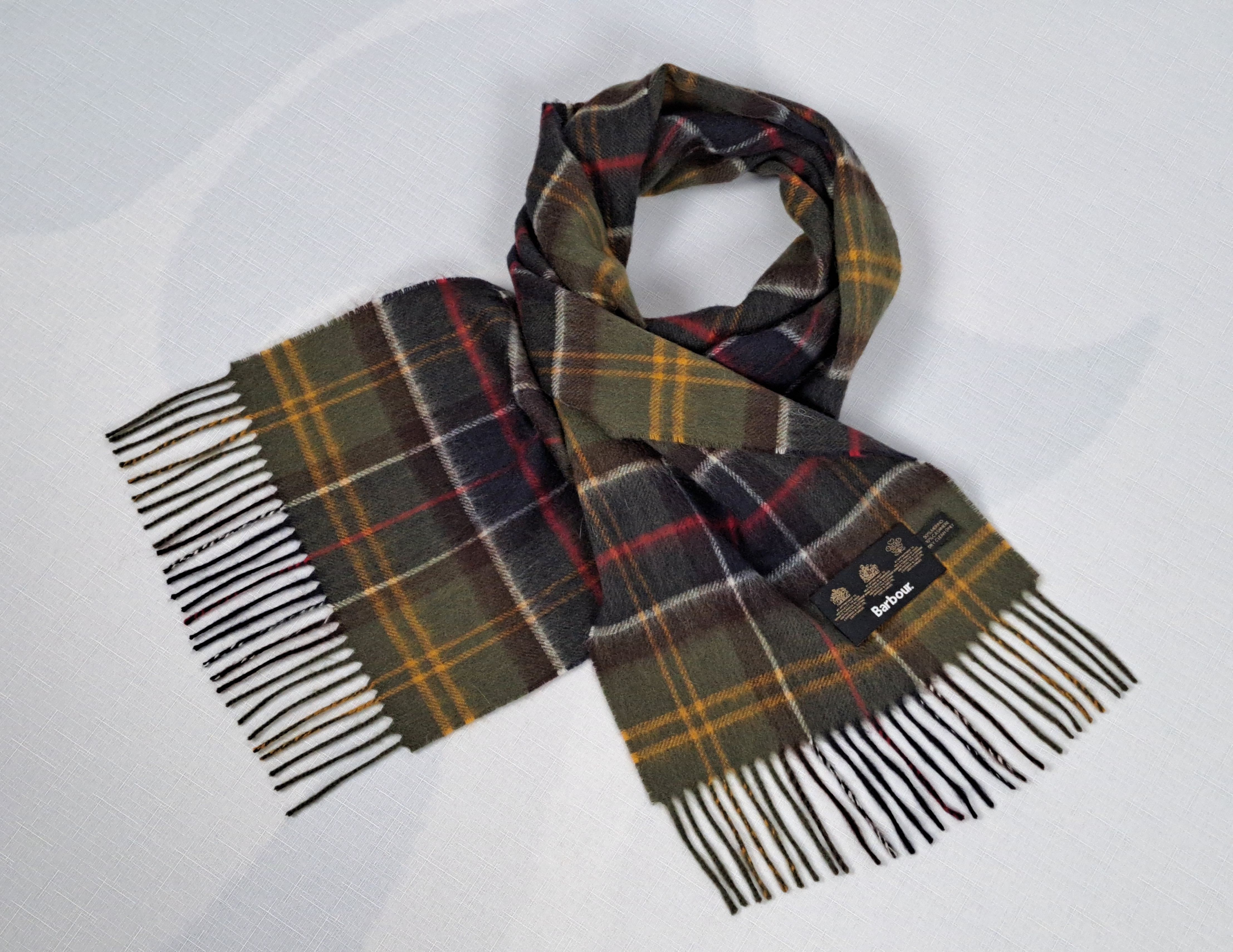 Barbour BARBOUR wool/cashmere tartan scarf. Size ONE SIZE - 1 Preview