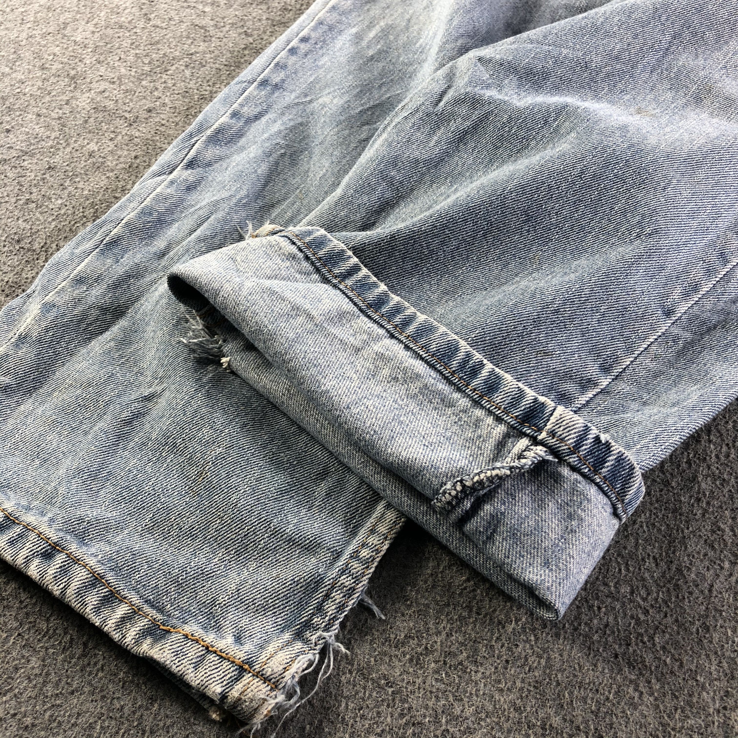 Levi's Vintage Light Wash Levis 560 Jeans-J4101 Size US 35 - 7 Thumbnail
