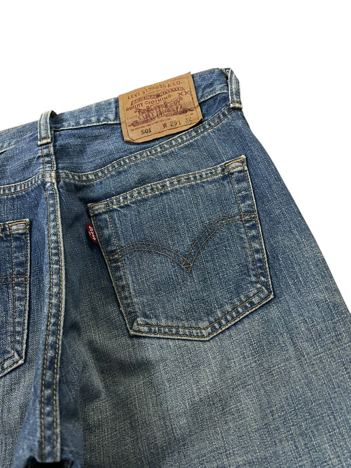 Levi's Vintage Levis 501 Faded Claw Jean Size US 28 / EU 44 - 15 Thumbnail